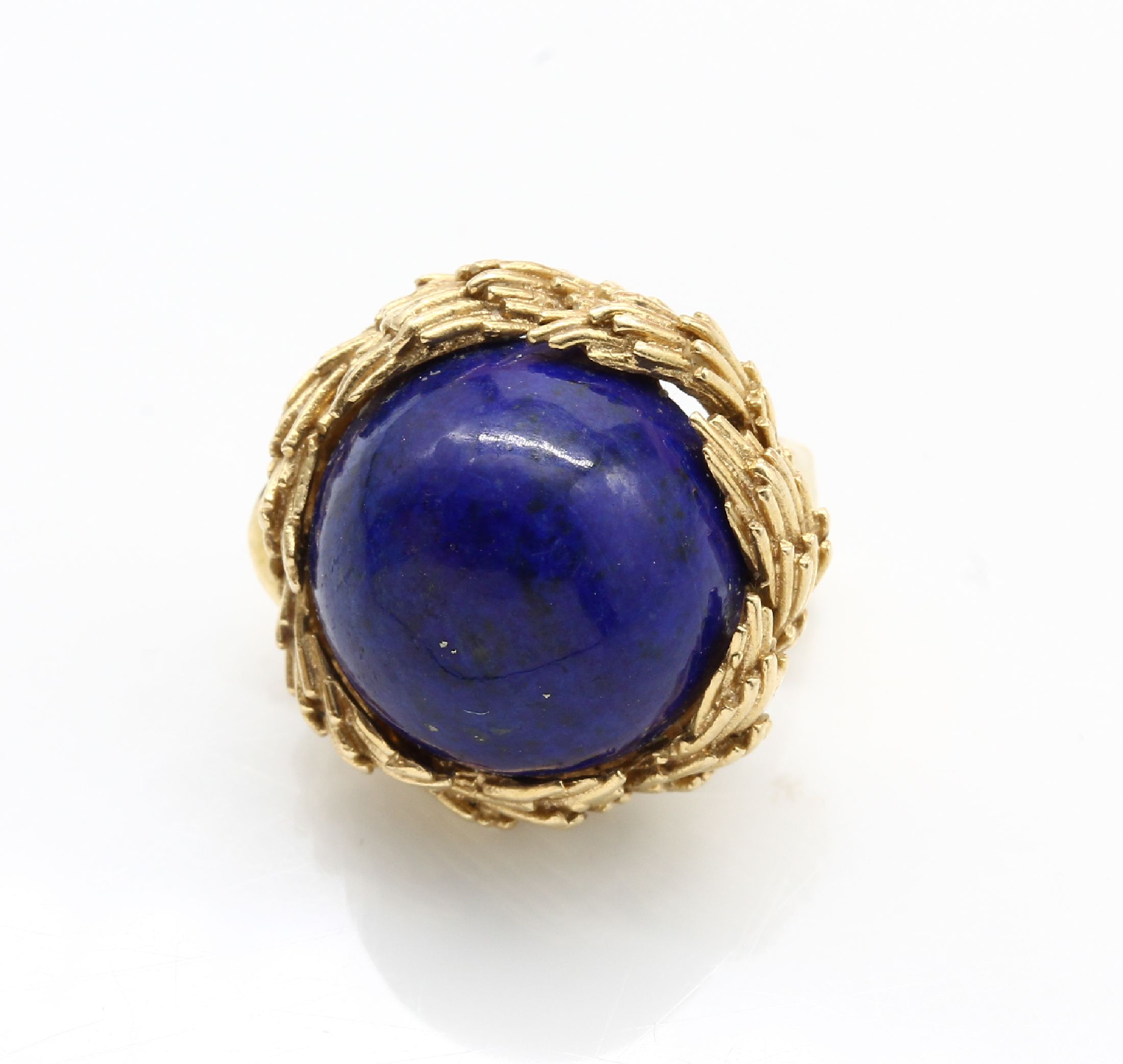 Detail c: Paar 14 kt Gold Lapislazuli-Ohrstecker, GG 585/000, Meistermarke GEORG LAUER, 2 Lapislazulicabochons, ca. 18.5 g, D. ca. 1.8cm