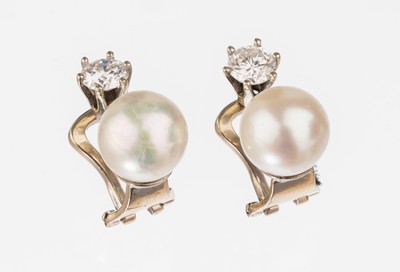 Image 26622873 - Pair of 18 kt gold diamond-pearl-earrings