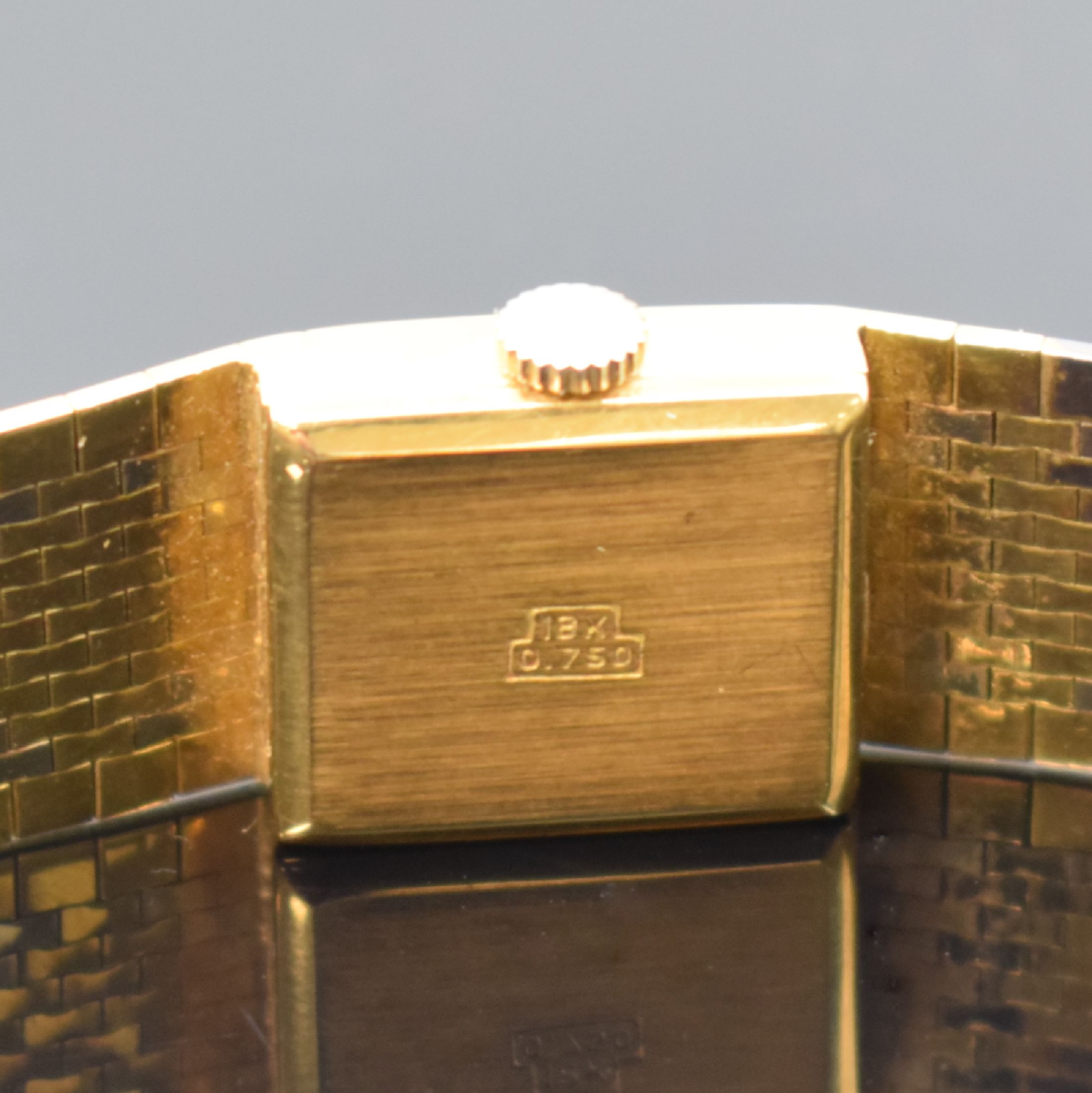 Detail c: PROGRESS Damenarmbanduhr in GG und WG 750/000, Schweiz um 1960, Handaufzug, 2- teil. Geh., Boden aufgedr., Milanaiseband, silb. Zifferbl., gold. ...