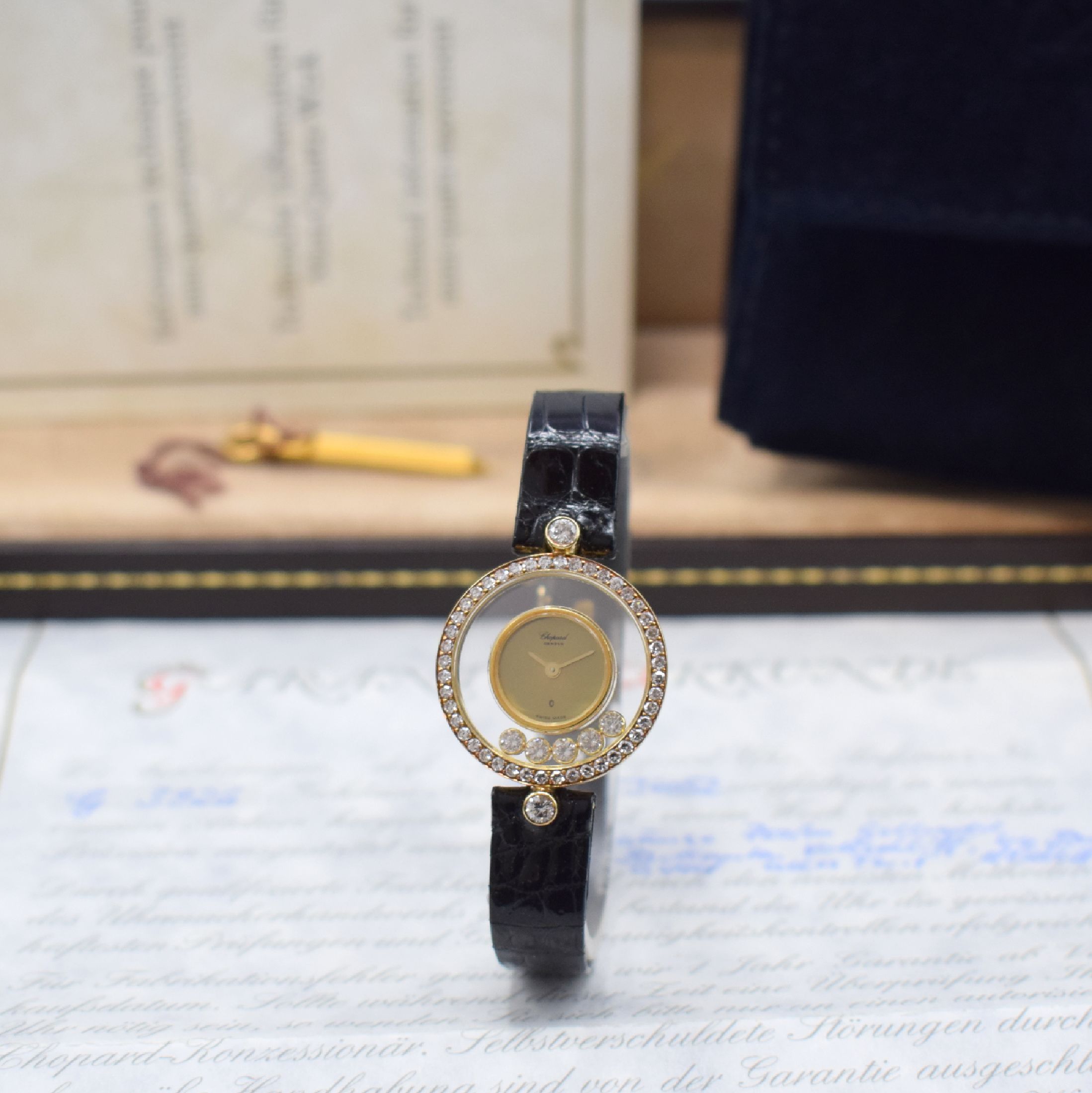 CHOPARD Happy Diamonds Damenarmbanduhr in GG 750/000 mit Diamanten Referenz 4052, quarz, beids. vergl. Geh., Lünette und Bandanstöße m. Diamanten, ...