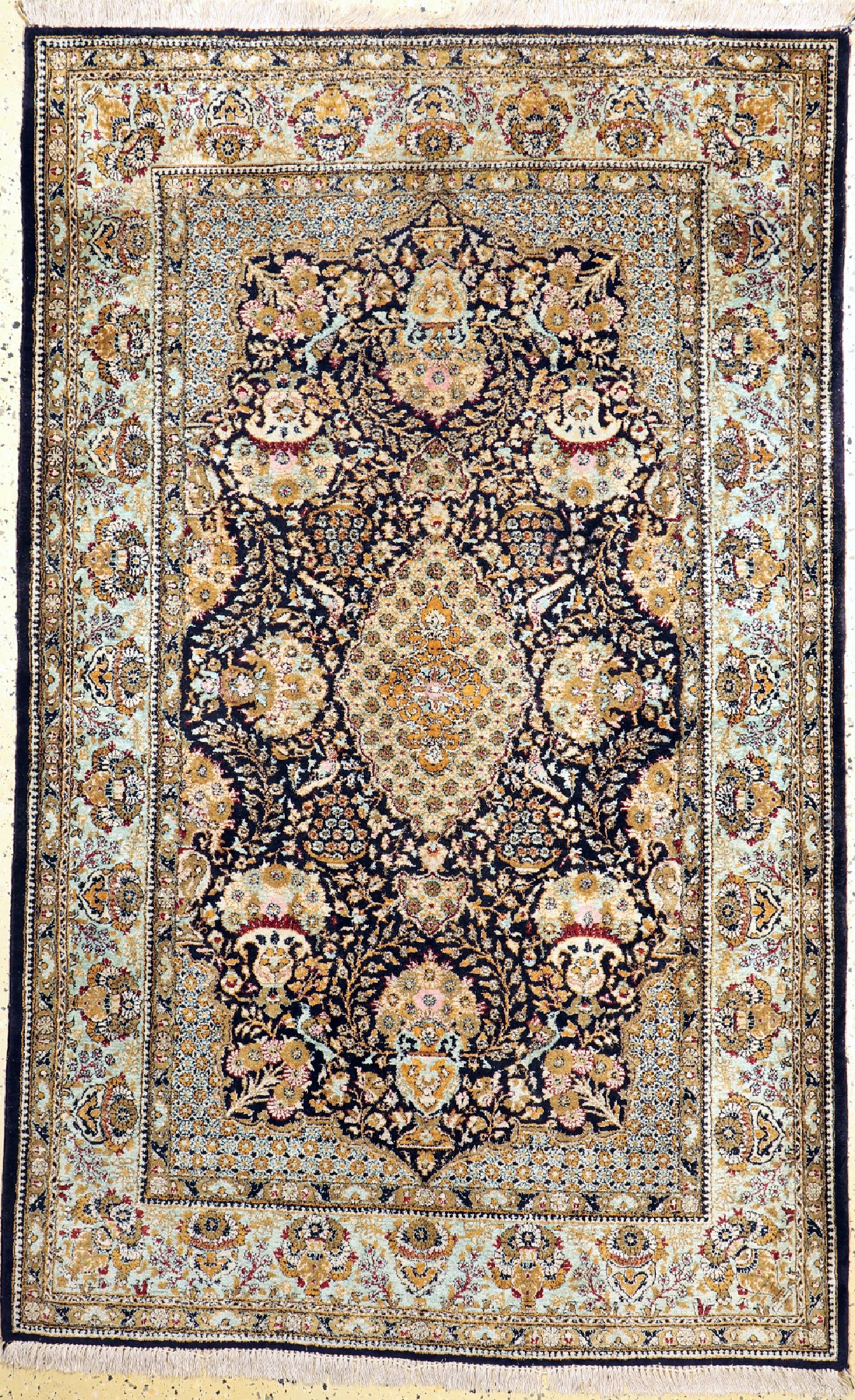 Ghom Seide alt, Persien, um 1960, reine Naturseide, ca. 210 x 135 cm, EHZ: 2