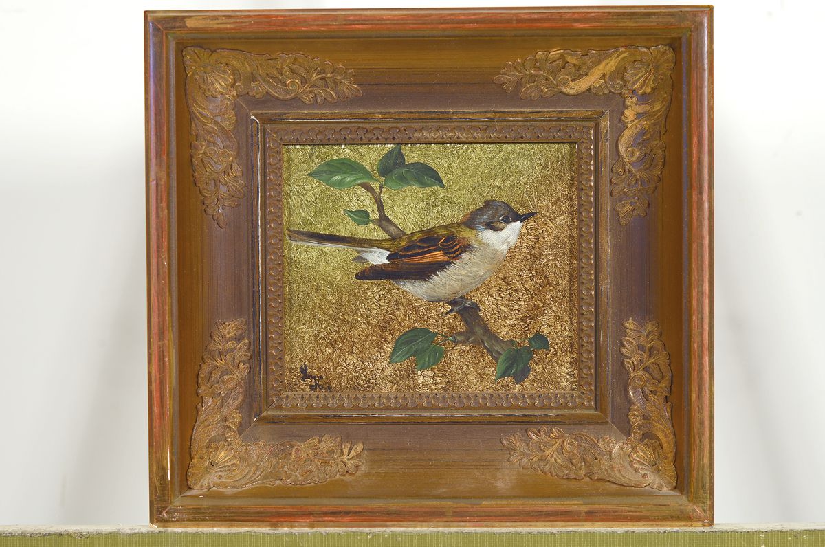 Detail l: Helene Freiin von Krauß, 1870 Millstatt/Kärnten-1950, Paar Ölgemälde auf Holzplatte, Sperling und Eisvogel, je monogrammiert, Alterssp., 12,5x15 ...
