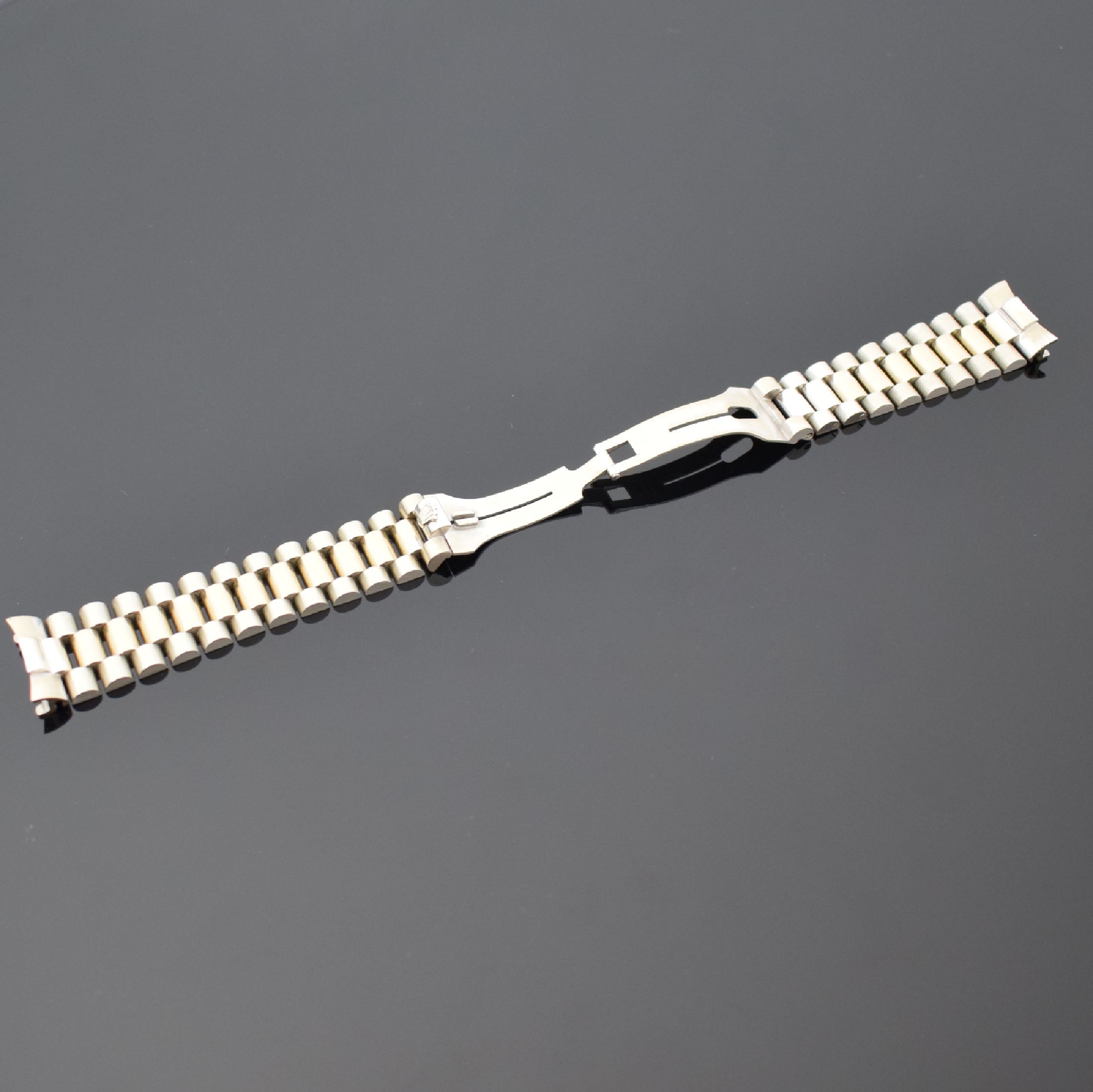Detail d: ROLEX Präsidentband Referenz 8385 / F18000 in WG 750/000, Schweiz, Bandanstöße ca. 20 mm mit Referenz 55, L. ca. 14,5 cm, EZ 2-3