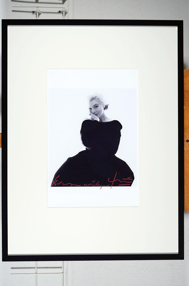 Detail k: Bert Stern, 1926-2013, "Marilyn looking at you", Fotografie auf dickem, mattem Fotopapier, Iris-Print, handsign., nummeriert 25/72, verso ...
