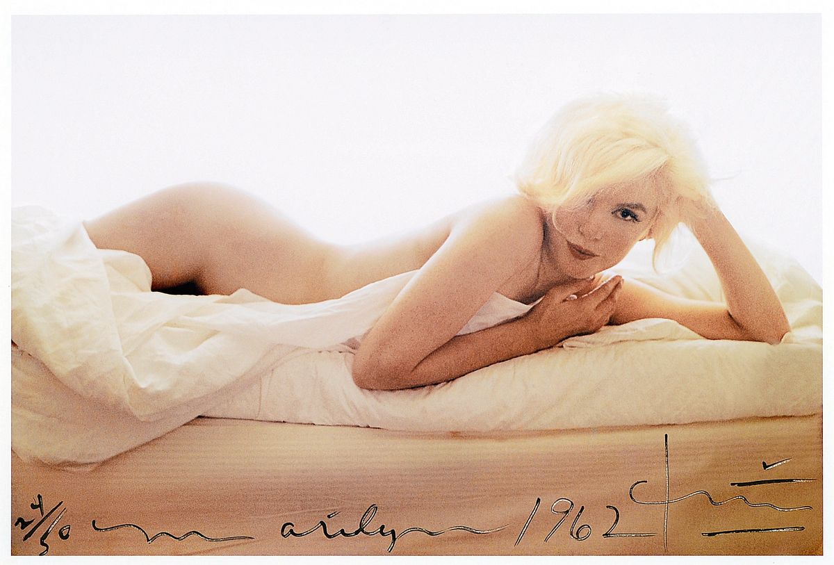 Bert Stern, 1926-2013, "Marilyn nude on the bed", Fotografie auf dickem, mattem Fotopapier, Iris-Print, handsign., num. 42/50,verso erneut ...