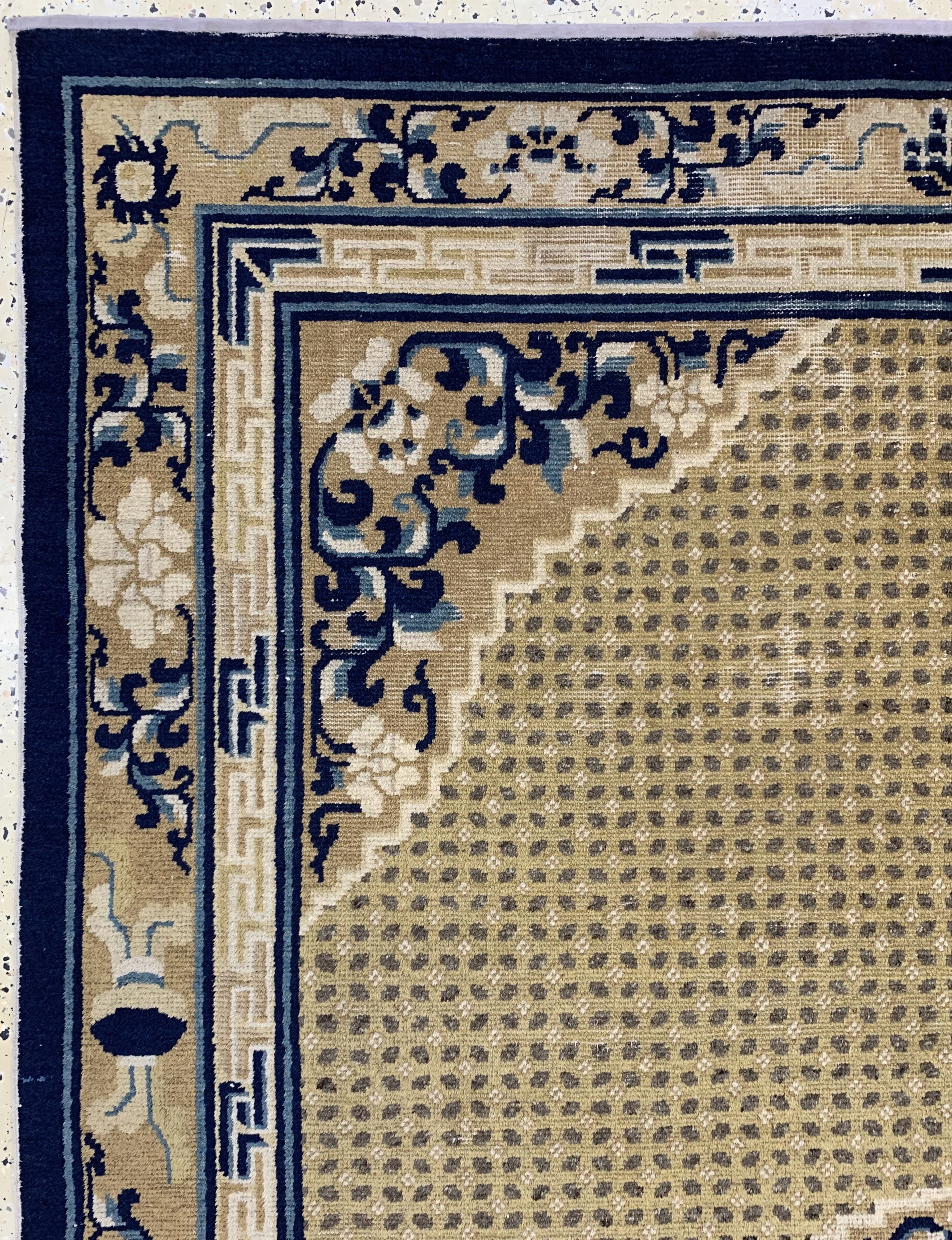 Detail d: Antiker Ning-Hsia, Westchina, Mitte 19.Jhd,Wolle auf Baumwolle, ca. 276 x 184 cm, EHZ: 2-3.