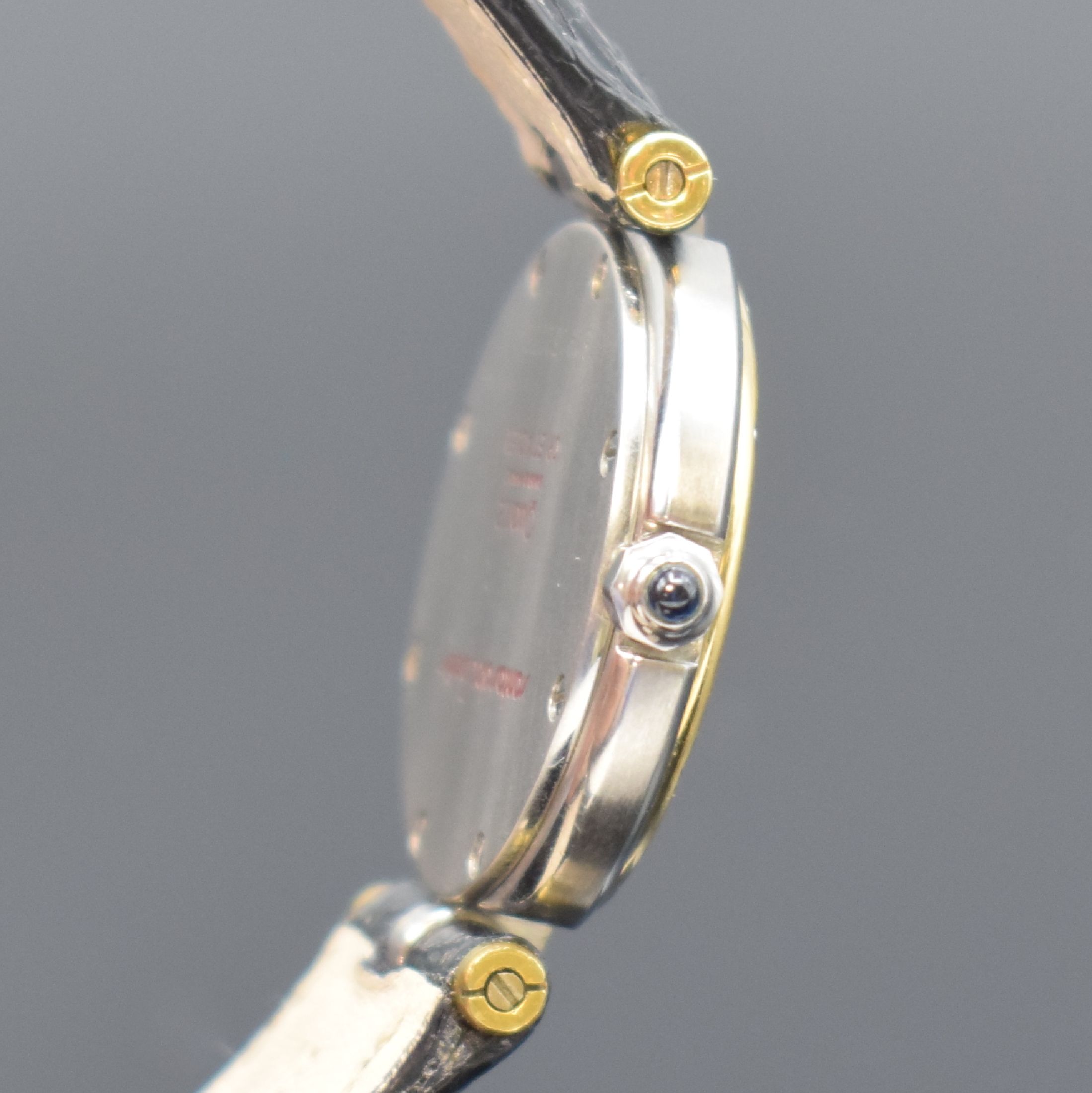 Detail c: CARTIER Santos Ronde Damenarmbanduhr, Schweiz um 1990, quarz, Edelstahl/Gold komb., Boden verschr., weißes Zifferbl. m. röm. Zahlen, gebl. Zeiger, ...