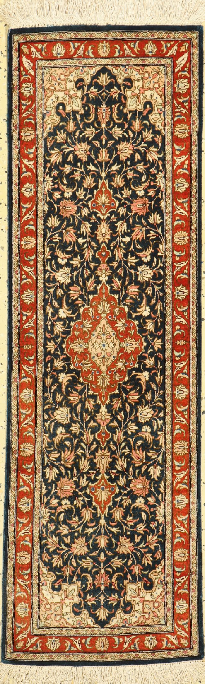 Ghom Seide, Persien, ca. 50 Jahre, reine Naturseide, ca. 120 x 37 cm, EHZ: 1