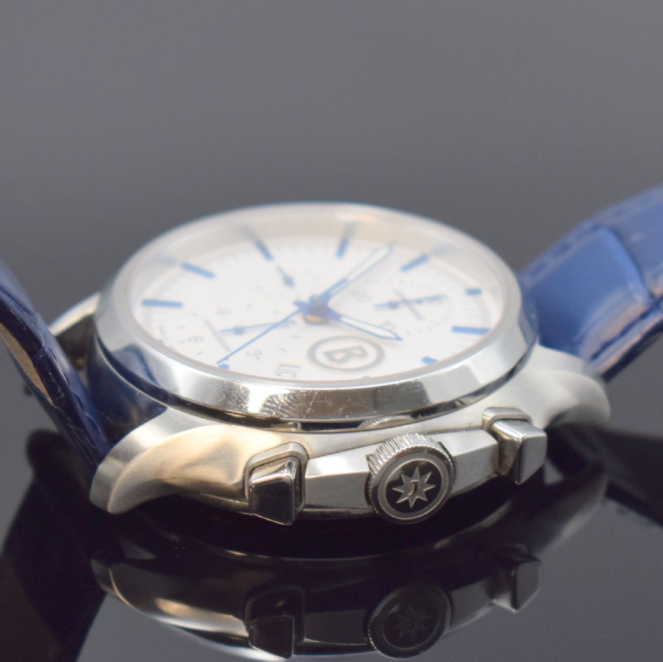 Detail c: JUNGHANS / BOGNER BY JUNGHANS Herrenarmbanduhr Chronoscope Referenz 027/4260.00, Automatik, Deutschland um 2012, Edelstahlgeh. inkl. orig. Lederband ...