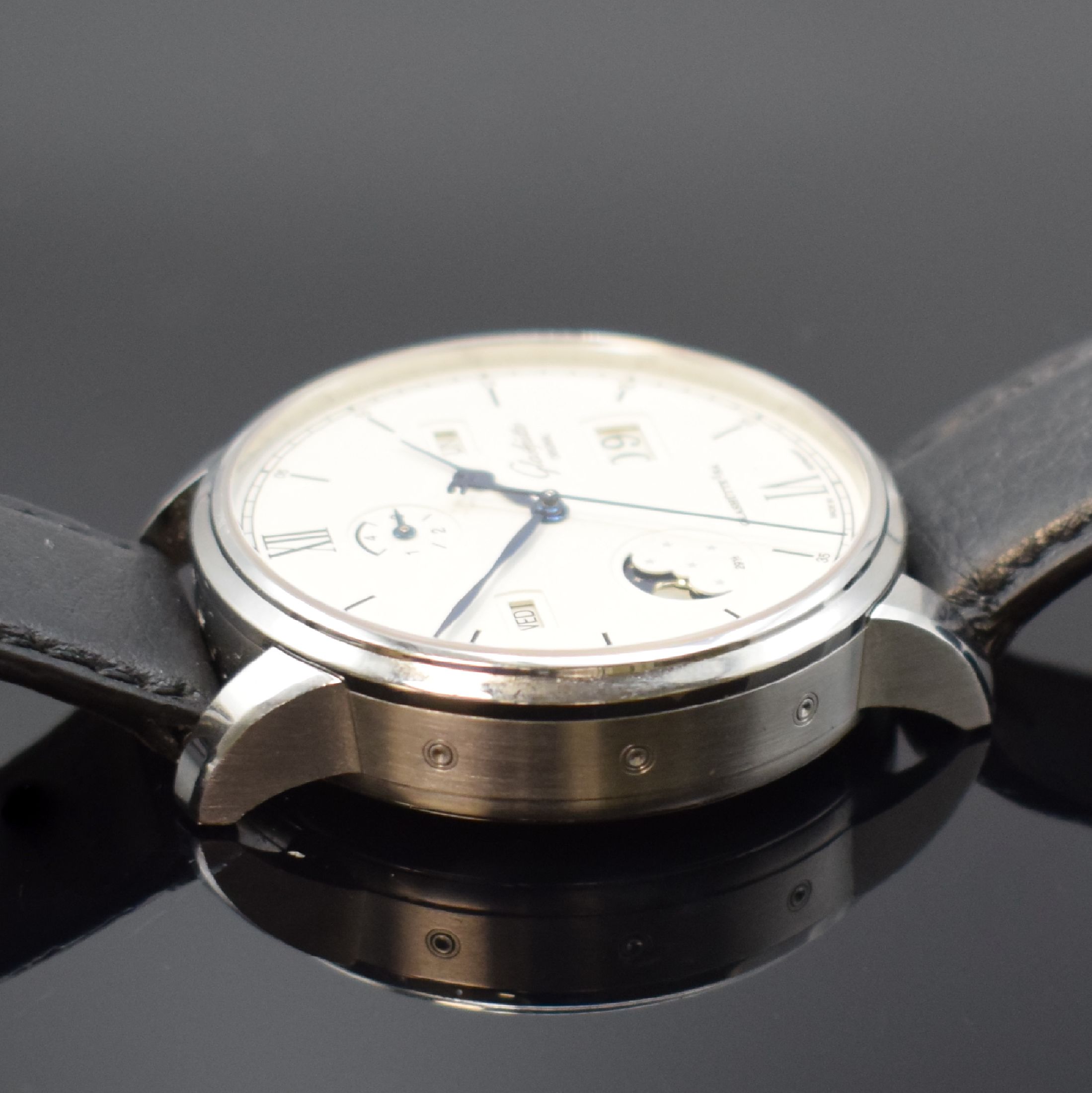 Detail d: GLASHÜTTE ORIGINAL Senator Excellence Herrenarmbanduhr mit ewigem Kalender in Stahl, Deutschland verk. lt. beil. Rechnung 08/2022, Automatik, beids. ...