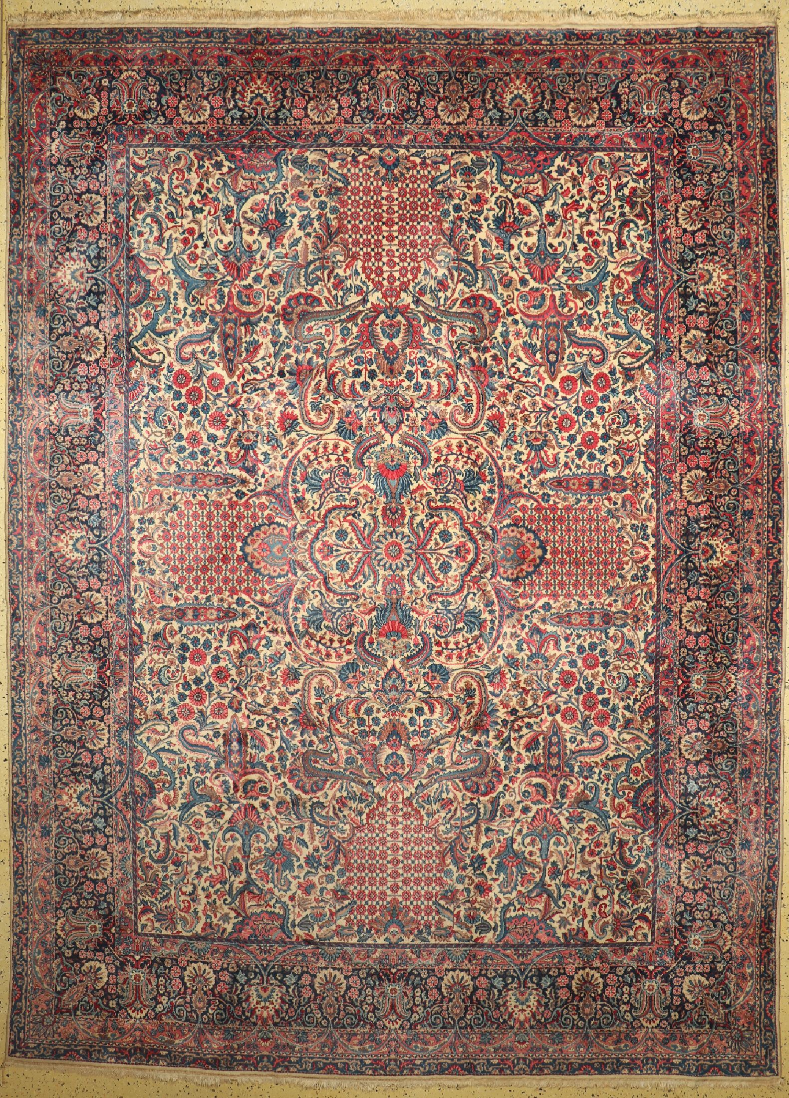 Kerman Lawar fein, Persien, um 1920/1930, Korkwolle auf Baumwolle, ca. 370 x 270 cm, EHZ: 2