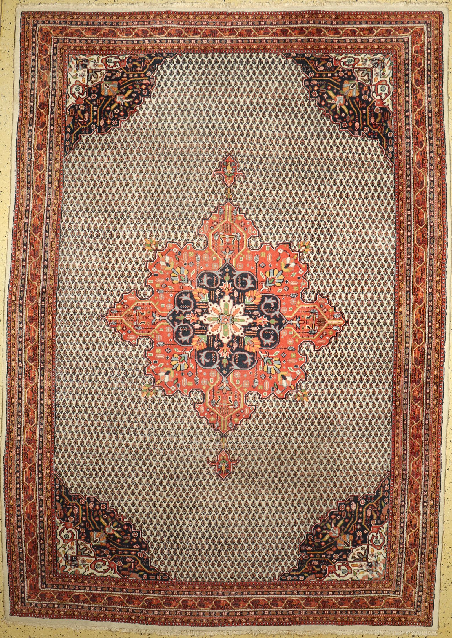 Sarogh Mir, Indien, ca. 50 Jahre, Wolle aufBaumwolle, ca. 350 x 250 cm, EHZ: 2-3