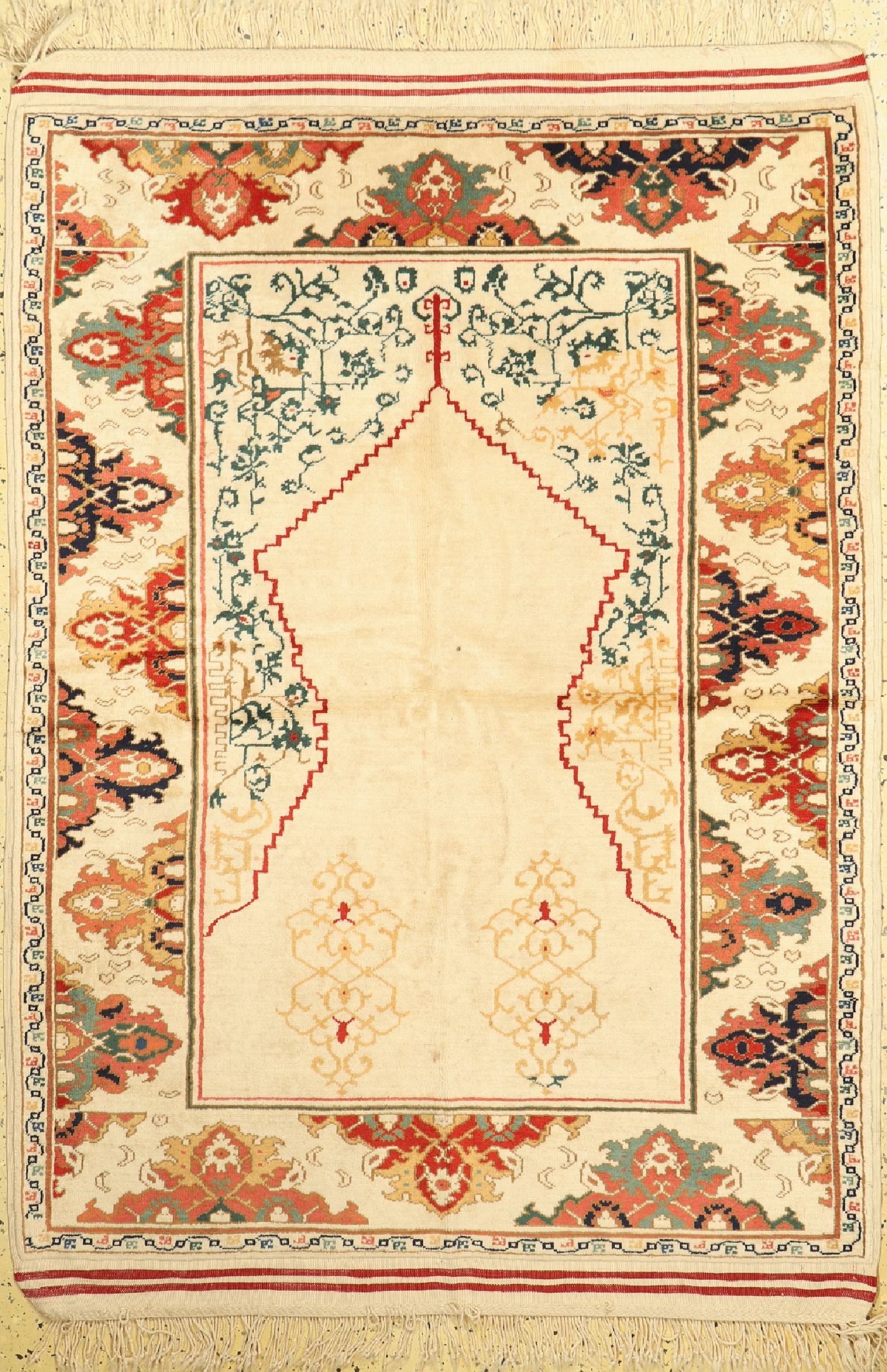Konya fein, Türkei, ca. 50 Jahre, Wolle aufWolle, ca. 177 x 122 cm, leicht verschmutzt, EHZ: 1-2