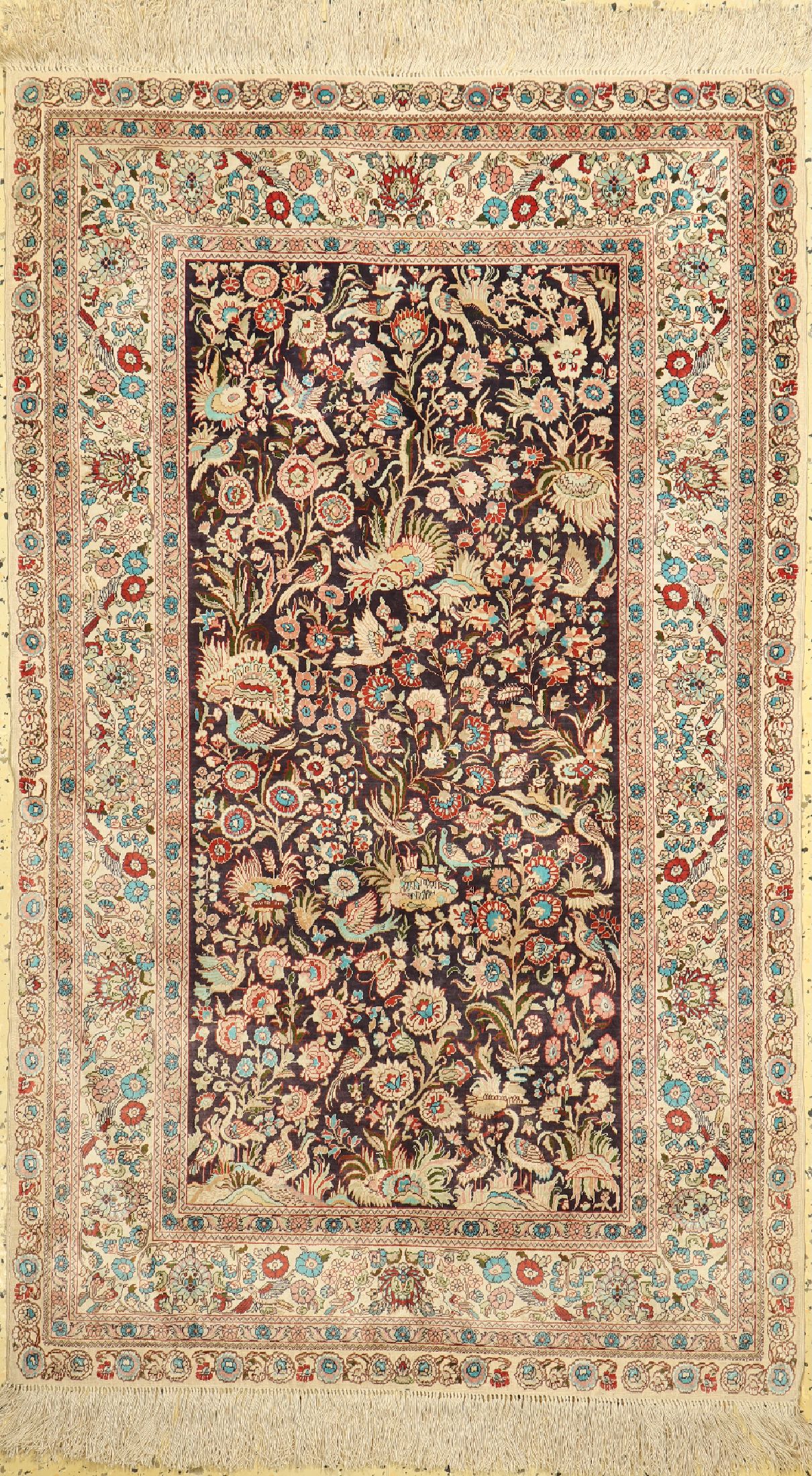 Hereke Seide fein, China, ca. 40 Jahre, reine Naturseide, ca. 153 x 93 cm, EHZ: 1-2