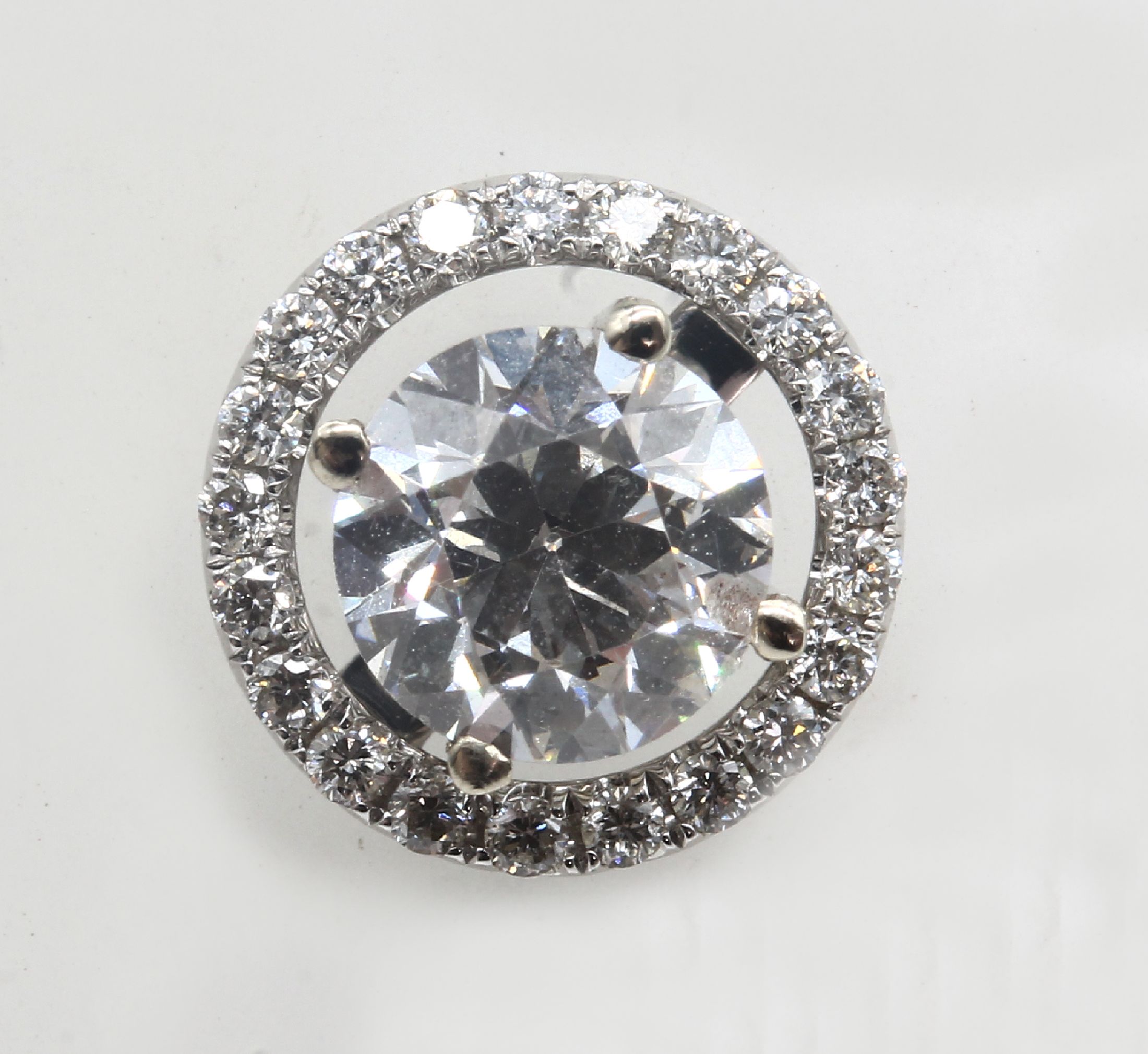 Detail a: Paar 14 kt Gold Diamant Ohrstecker, WG 585/000, 2 Altschliffdiamanten zus. ca. 2.08 ct Weiß/si-p, abnehmbarer Brillantkranz zus. ca. 0.42 ct feines ...