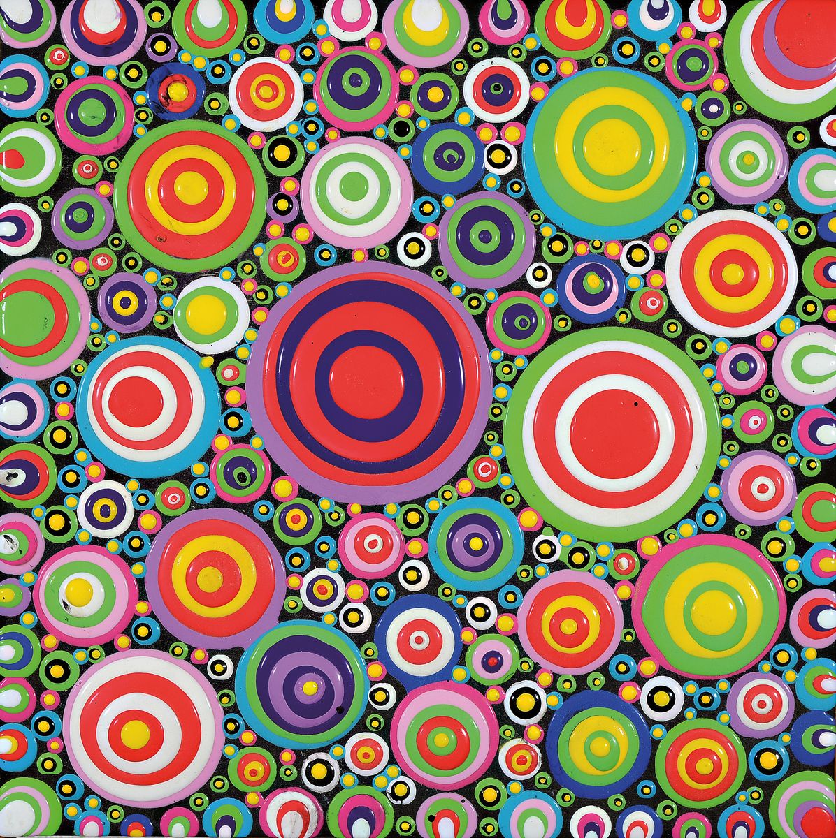 Michael Beck, 1960-2022, 3 Werke, vielfarbige konzentrische Kreise, Kanten mit Farbverläufen, Acryl/Holz, unsigniert, Oberfläche z.T. bestoßen, he ...
