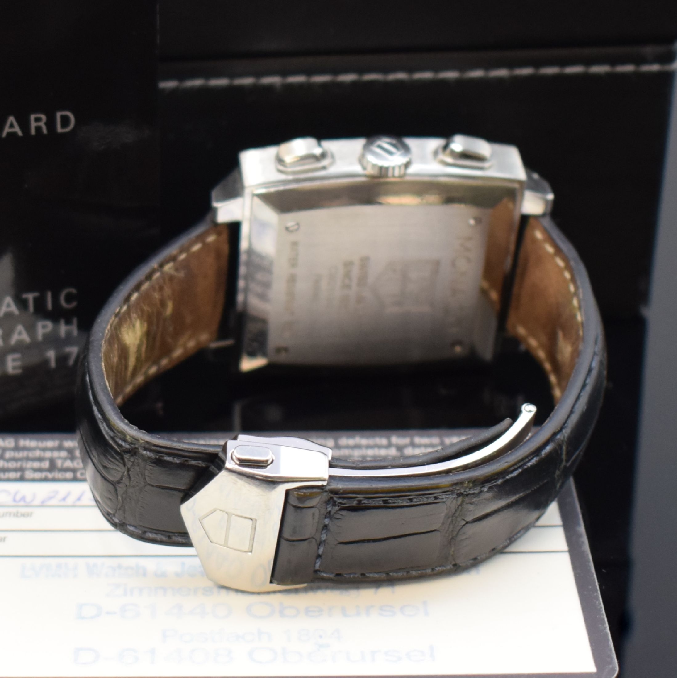 Detail b: TAG HEUER Monaco Herrenarmbanduhr mit Chronograph Ref. CW2113-0, Schweiz um 2007, Automatik, quadrat. Gehäuse, Boden 4-fach verschr., orig. ...