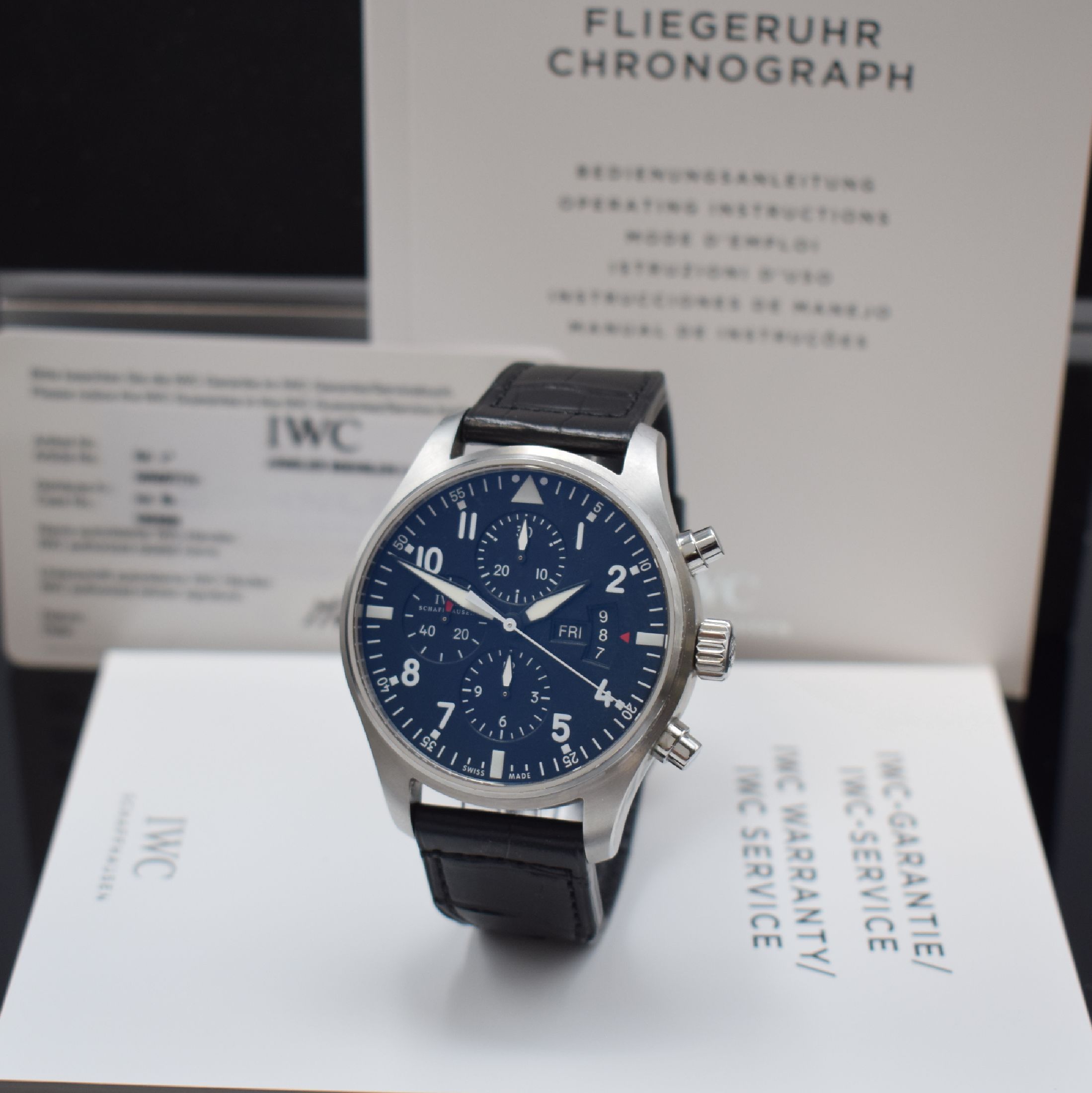 IWC Armbandchronograph "Fliegeruhr" Referenz IW377701, Automatik, Edelstahlgeh. inkl. orig. Lederband m. orig. Dornschl., Boden und Krone ...