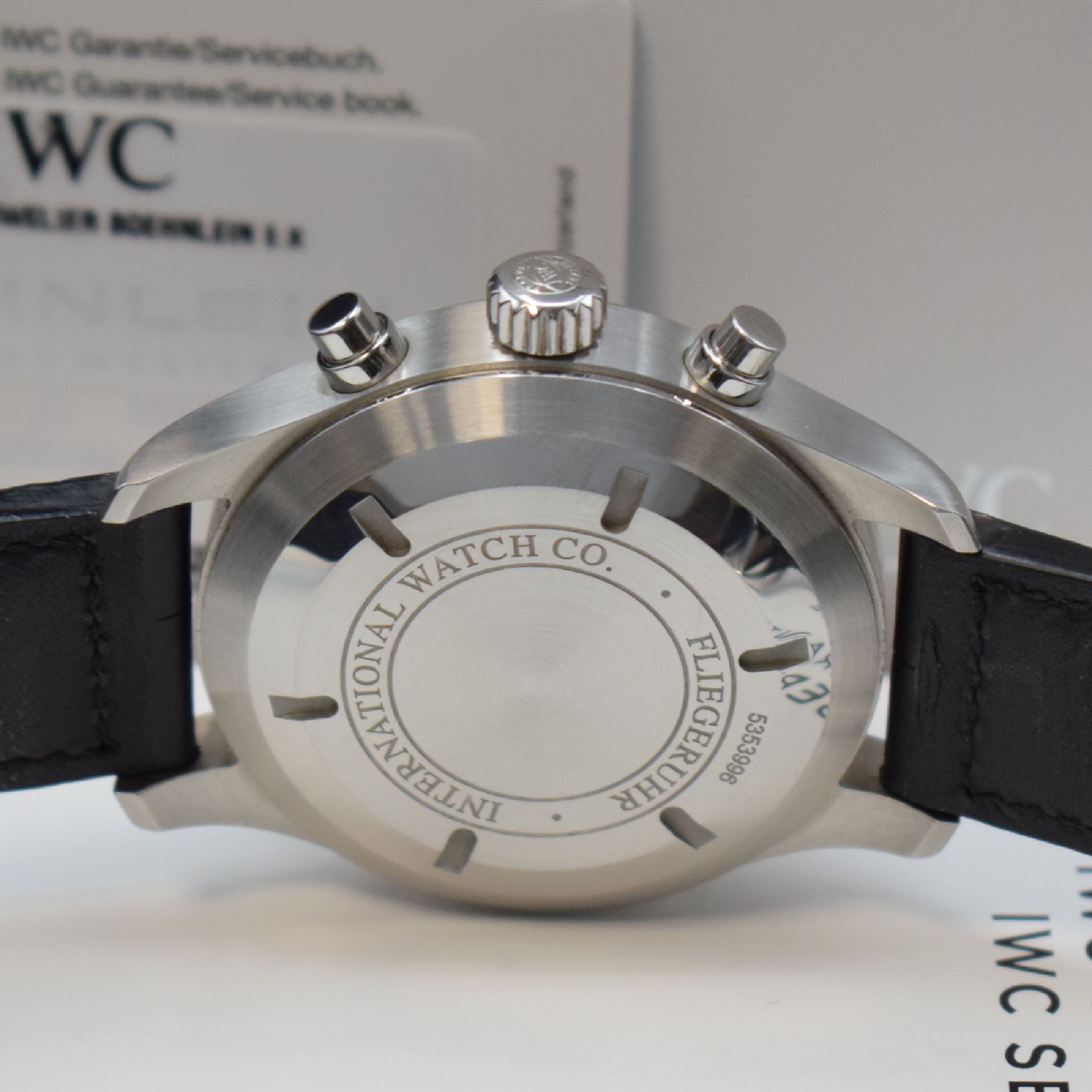 Detail d: IWC Armbandchronograph "Fliegeruhr" Referenz IW377701, Automatik, Edelstahlgeh. inkl. orig. Lederband m. orig. Dornschl., Boden und Krone ...
