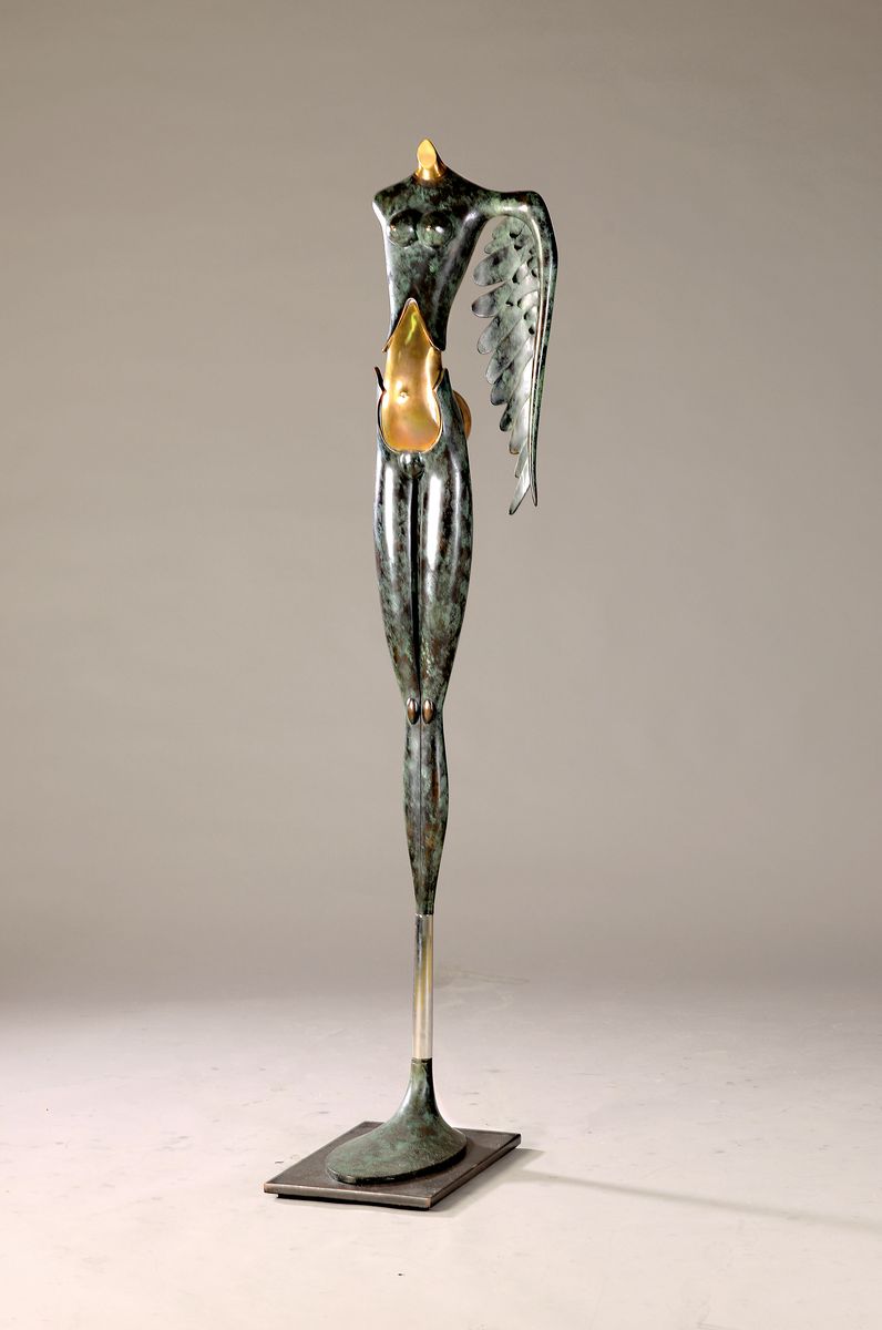 Paul Wunderlich, 1927-2010, Nike, Bronzeskulptur von 1990, num. 12/200, signiert, H. ca. 168cm, mit Zertifikat
