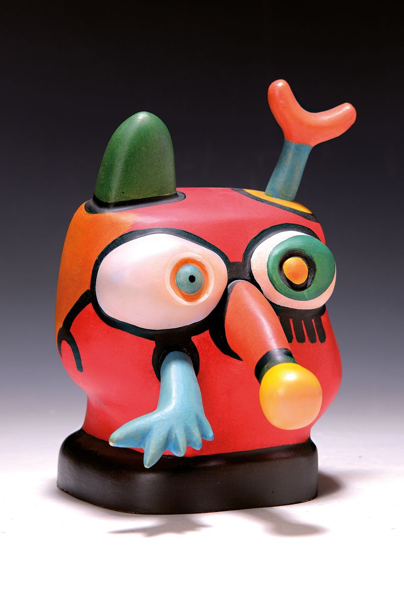 Otmar Alt, geb. 1940, Hausgötze, Holzskulptur bunt bemalt, signiert, num. 559/999, H. ca. 22cm, mit Zertifikat