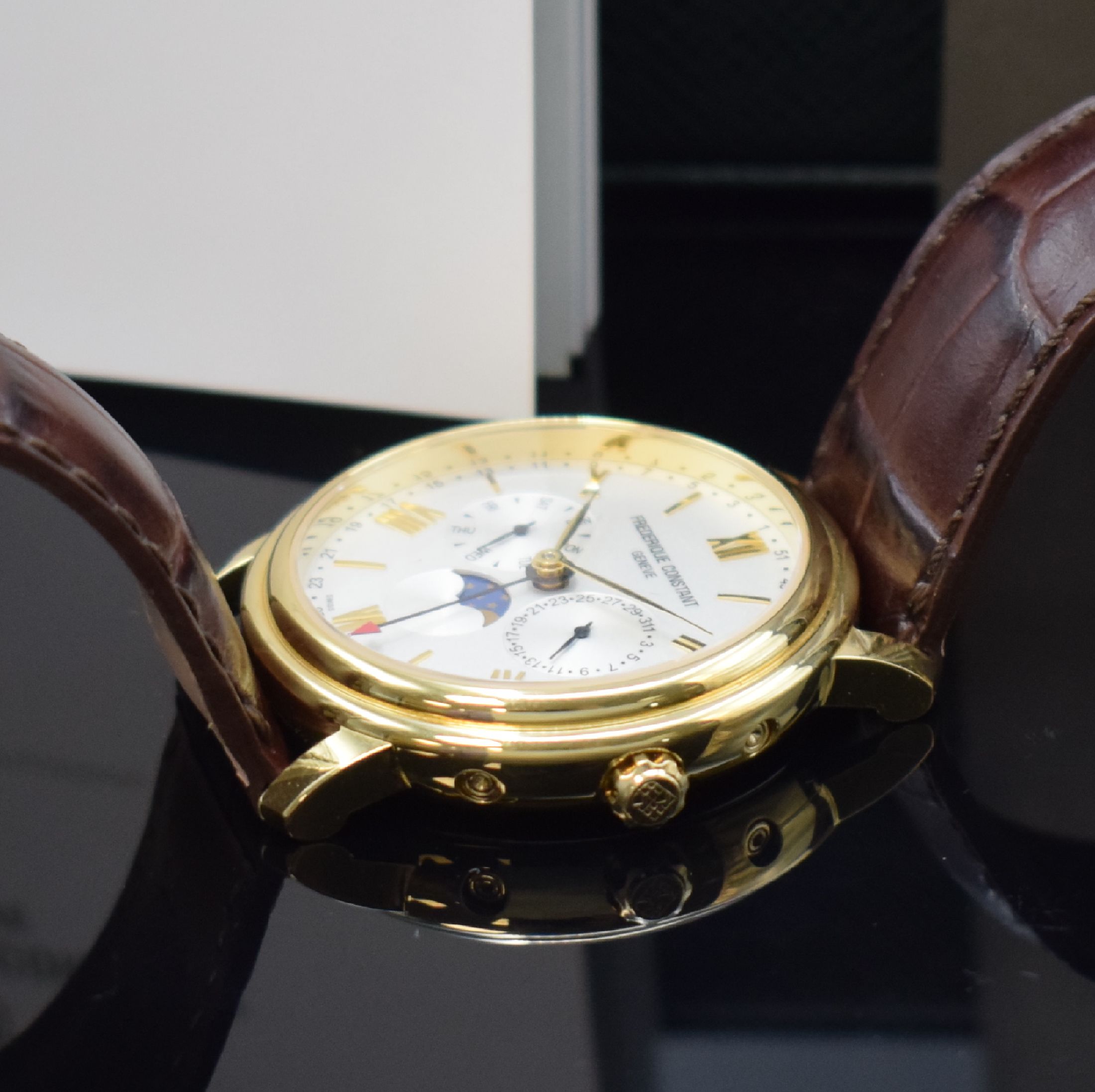 Detail c: FREDERIQUE CONSTANT Classics Business Timer Armbanduhr mit Kalender Ref. FC270X4P4/5/6, Schweiz um 2018, quarz, verg. Gehäuse, Boden geschr., orig. ...