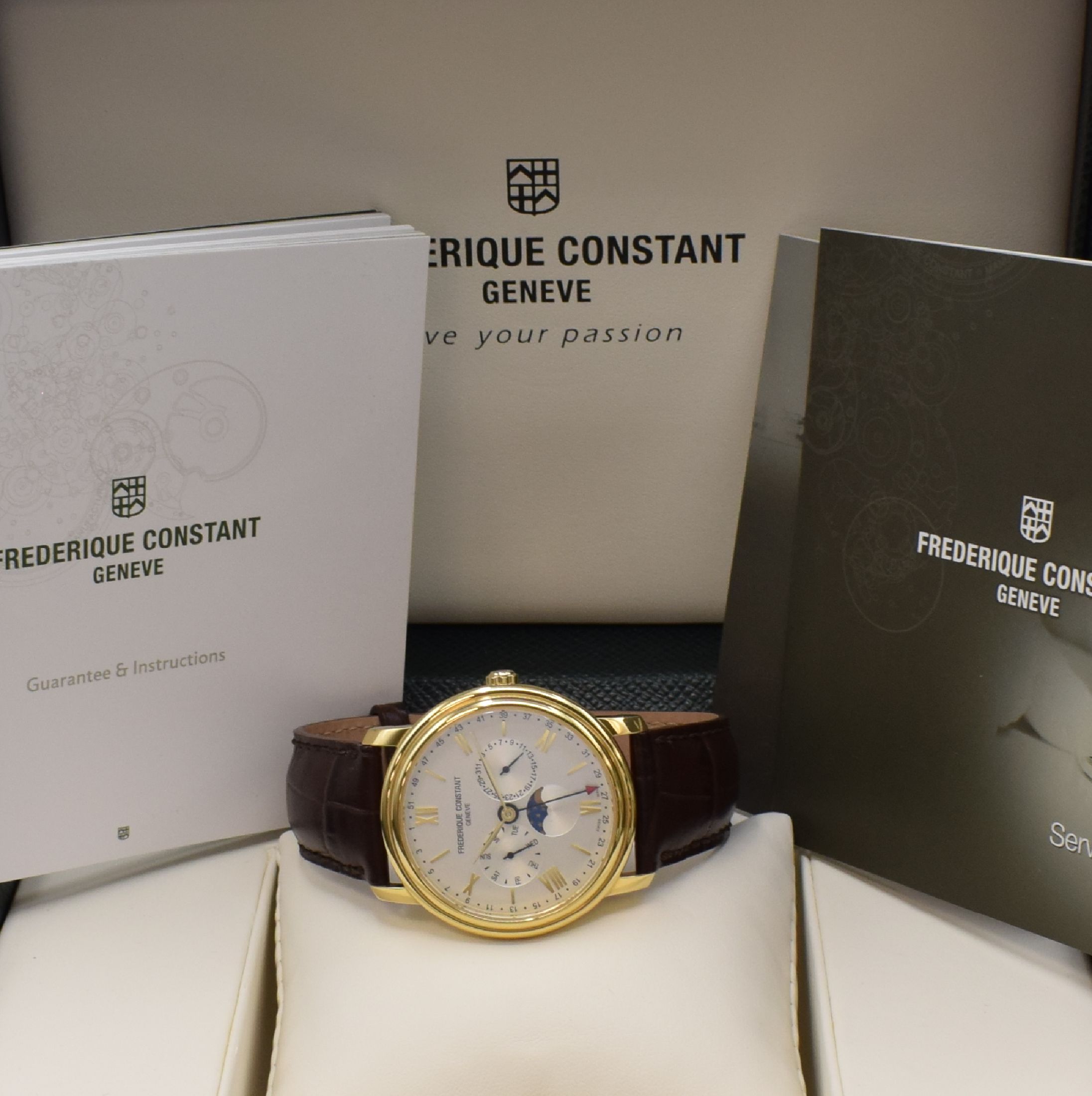 Detail e: FREDERIQUE CONSTANT Classics Business Timer Armbanduhr mit Kalender Ref. FC270X4P4/5/6, Schweiz um 2018, quarz, verg. Gehäuse, Boden geschr., orig. ...