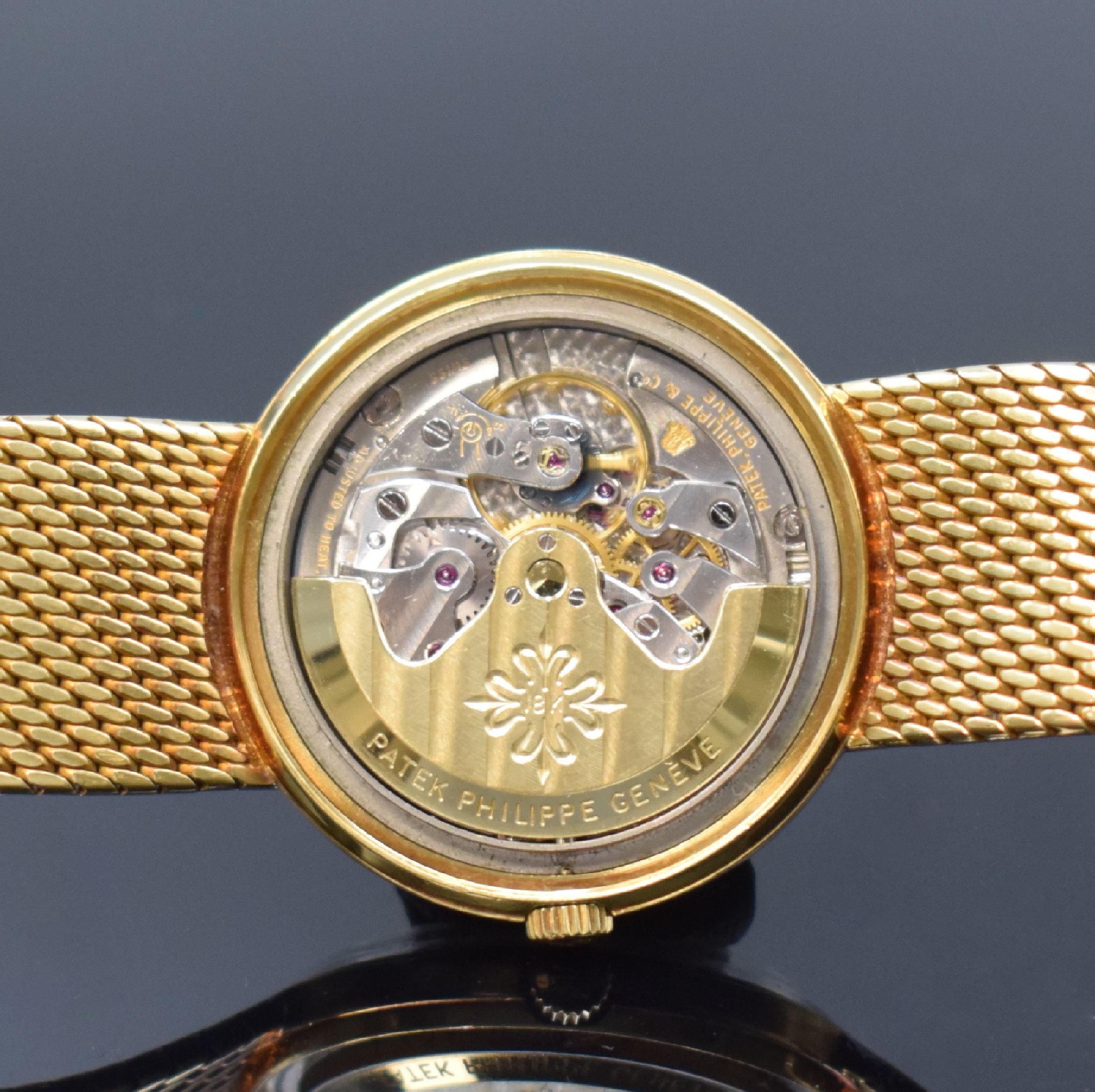 Detail g: PATEK PHILIPPE "Monodate" Referenz 3445 feine Herrenarmbanduhr in GG 750/000, Schweiz um 1965, Automatik, 2-teil. Gehäuse, Boden geschr., ...