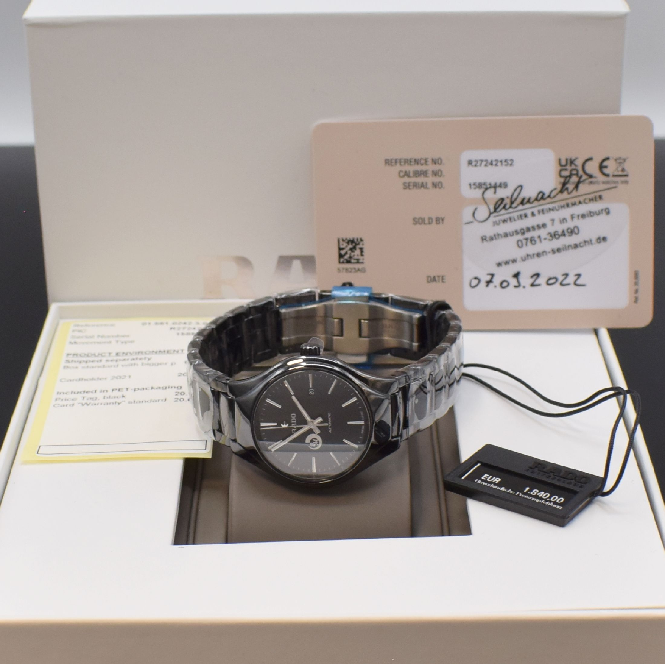 Detail e: RADO nahezu neuwertige Damenarmbanduhr Serie True Referenz R27242152, Automatik, Keramikgeh. inkl. Gliederband m. dopp. Faltschl., Boden aufgedr., ...