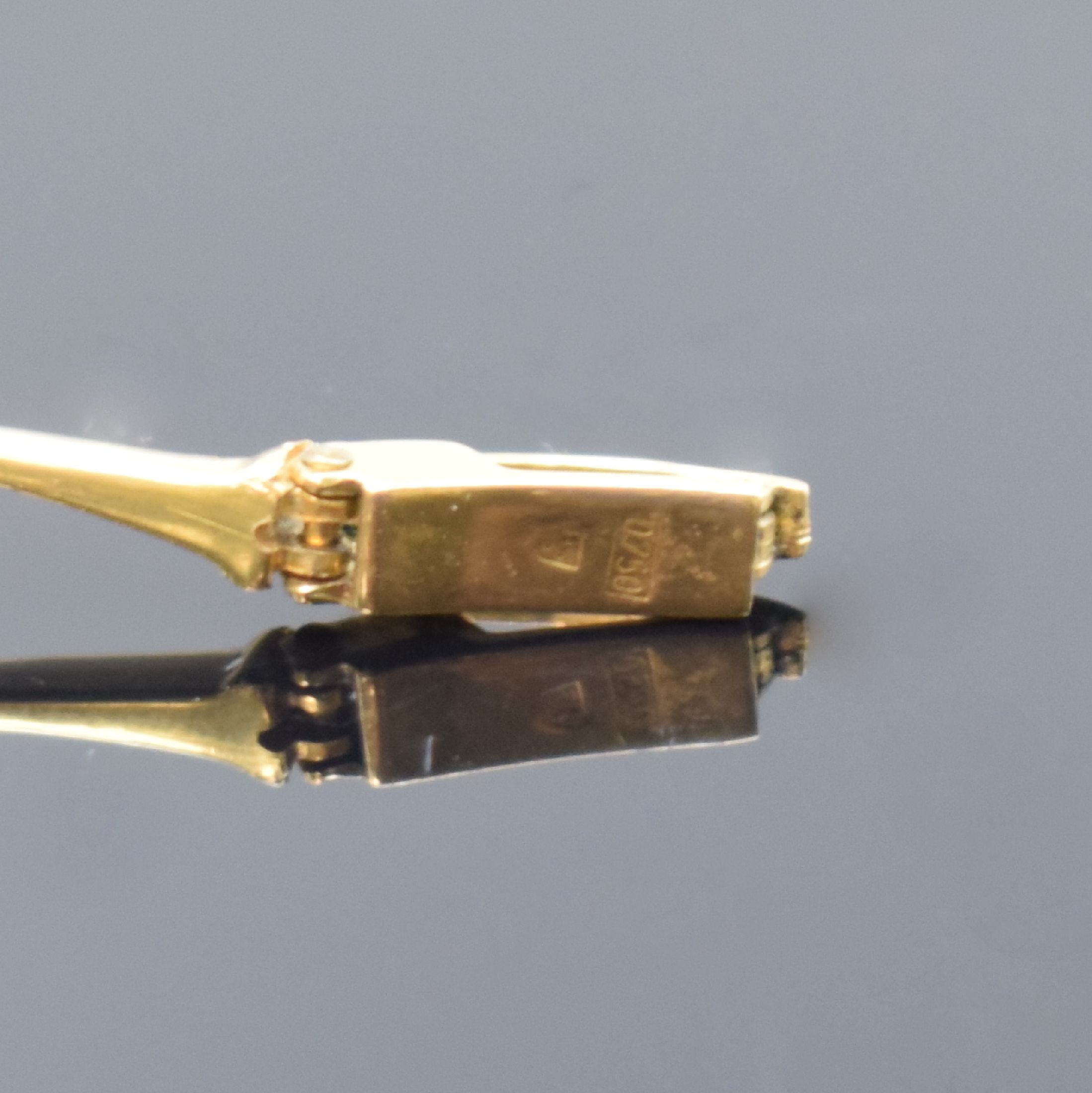 Detail d: EBEL Damenarmbanduhr in GG 750/000 mit Diamanten, Schweiz um 1980, quarz, GG-Band m. 4 Diamanten, Boden aufgedr., champagnerfarb. Zifferbl. m. gold. ...