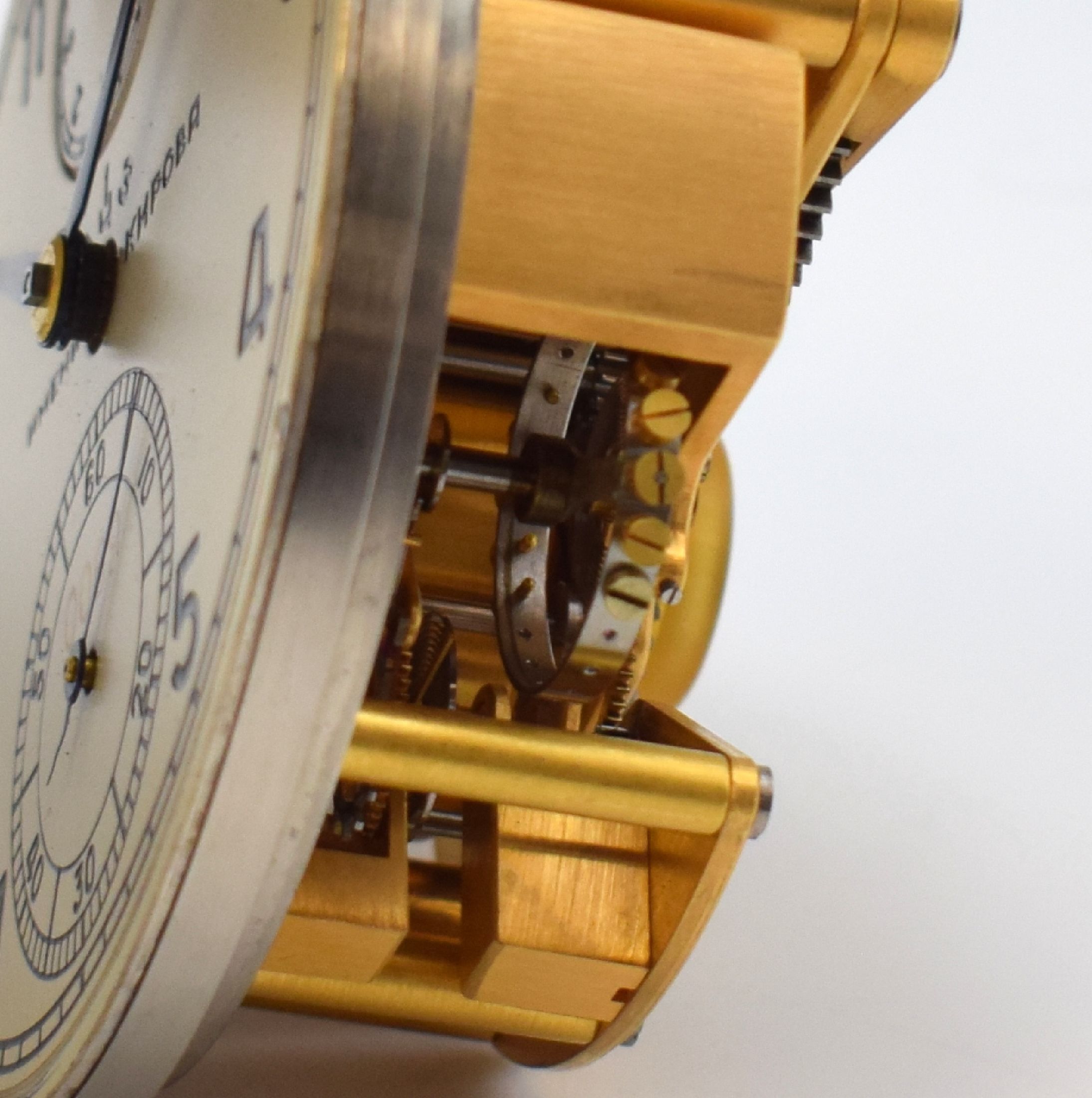 Detail k: 1. Moskauer Uhrenfabrik / KIROWA sehr seltener 8-Tage-Chronometer mit 15-Sek.-Remontoir, UDSSR um 1964, Aluminium-Geh., vernick. Lünette, verschr., ...