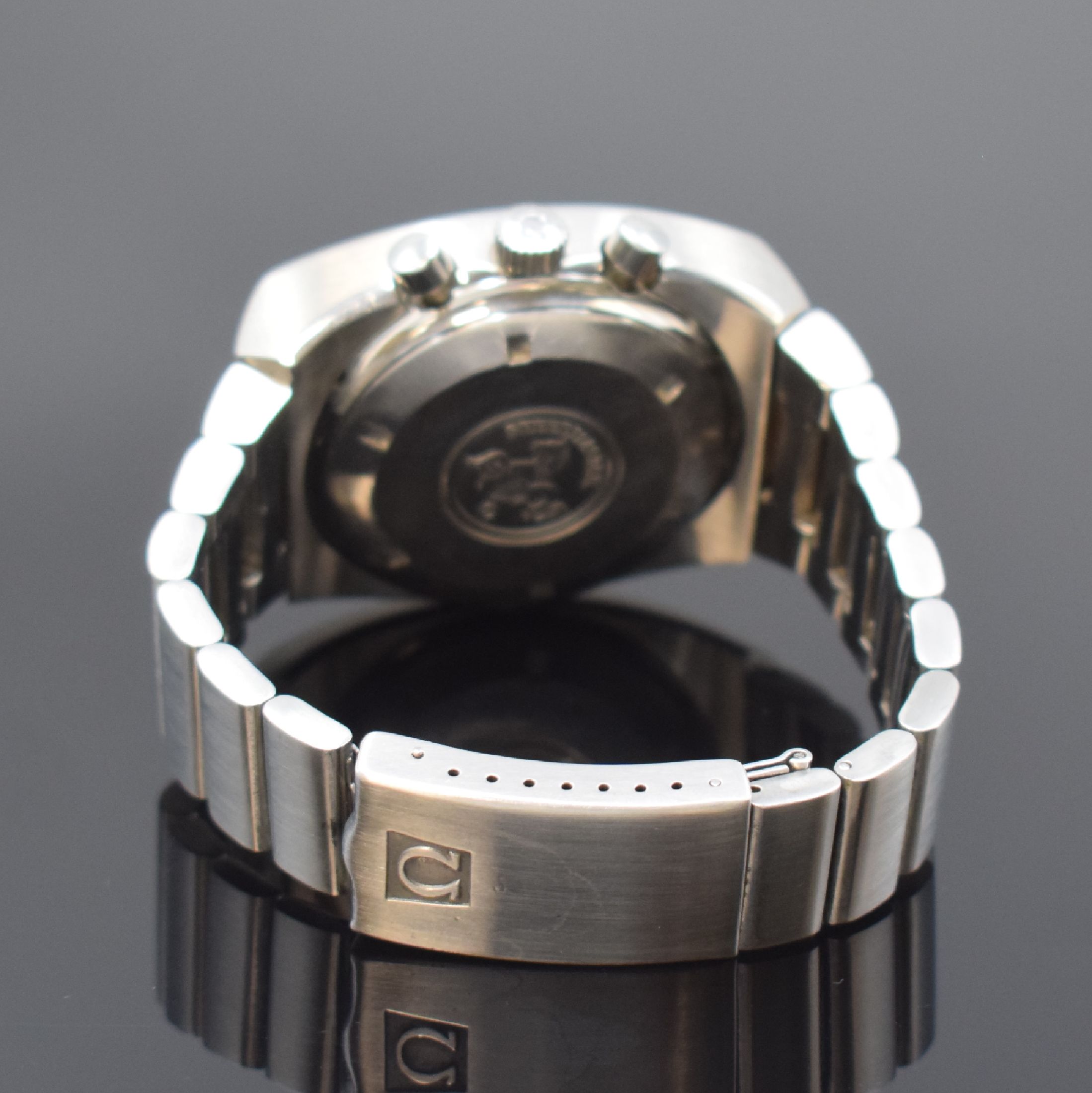 Detail b: OMEGA Speedmaster 125 Herrenarmbanduhr mit Chronograph in Chronometerqualität Referenz 378.0801/178.0002, Schweiz um 1975, Automatik, massives ...