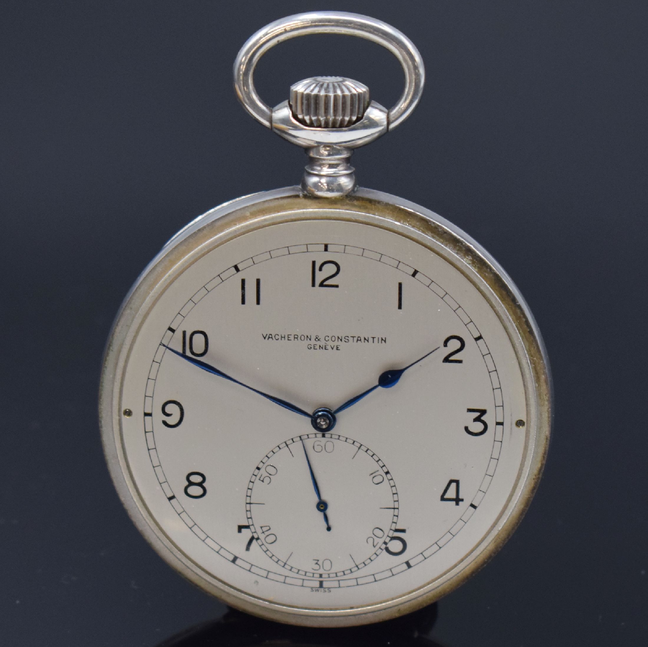 Detail c: VACHERON & CONSTANTIN feine, große Beobachtungsuhr in Sterlingsilber mit original Box, Schweiz um 1939, glattes, 4-teil. Silbergeh., Scharnierboden ...