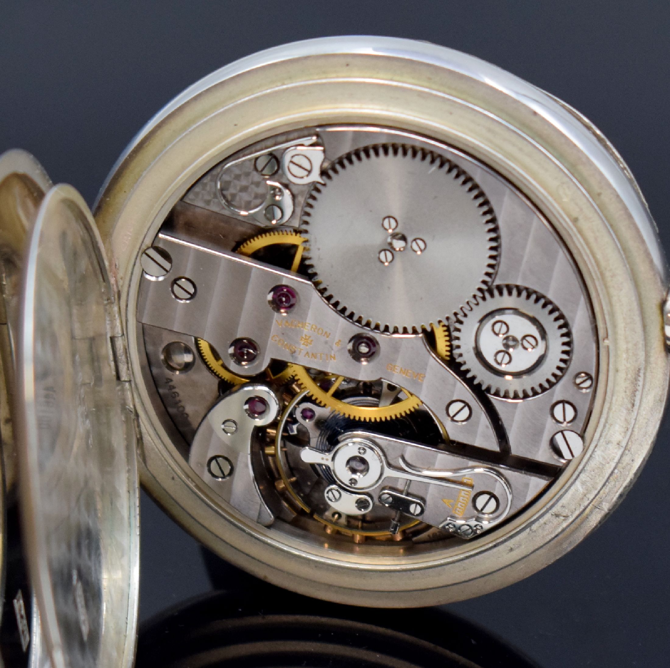 Detail f: VACHERON & CONSTANTIN feine, große Beobachtungsuhr in Sterlingsilber mit original Box, Schweiz um 1939, glattes, 4-teil. Silbergeh., Scharnierboden ...
