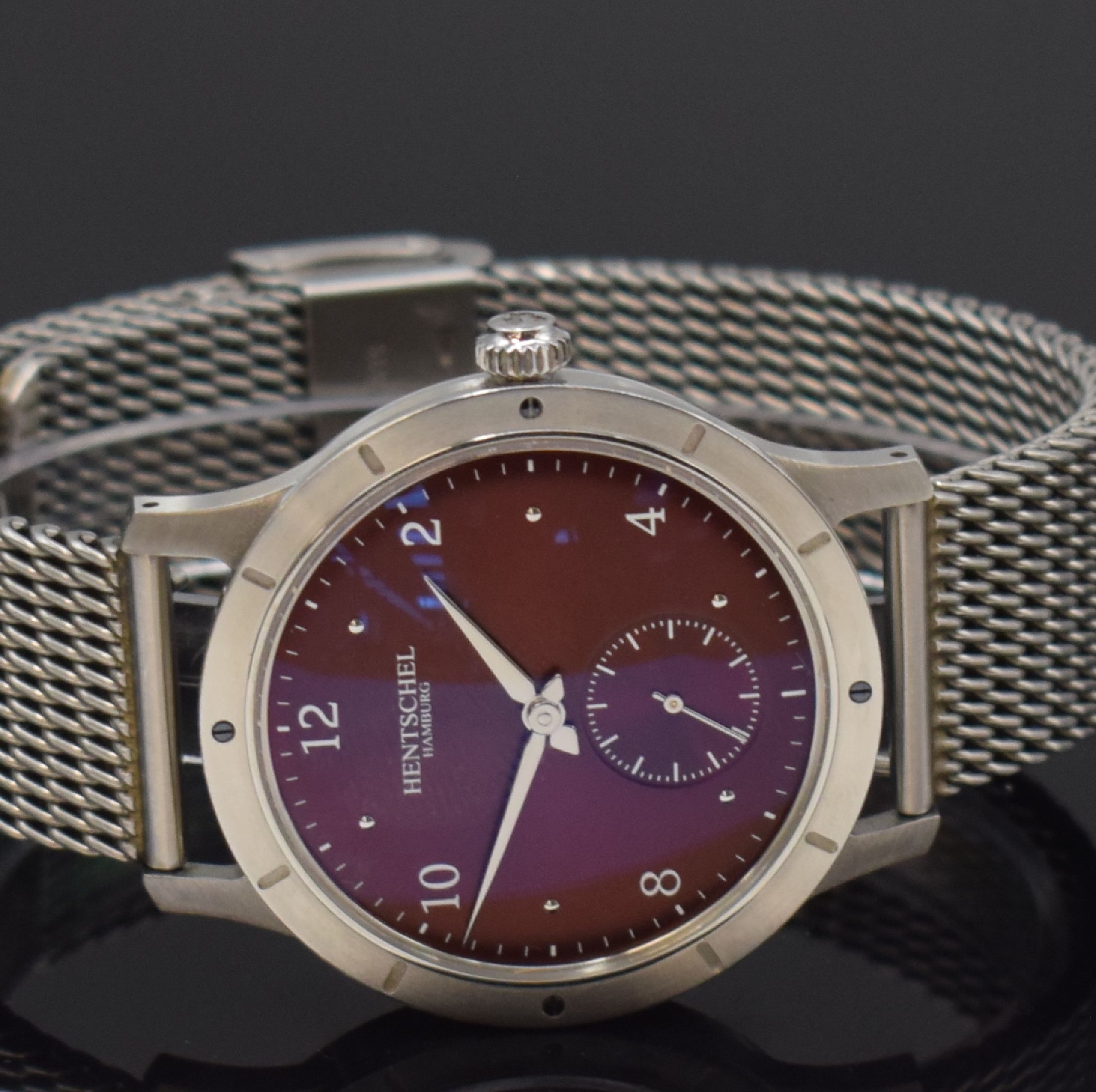 Detail c: HENTSCHEL Hamburg exklusive Herrenarmbanduhr Sondermodell H2 Sport, Handaufzug, Deutschland 2022, beids. vergl. Edelstahlgeh. inkl. Metallband, zus. ...