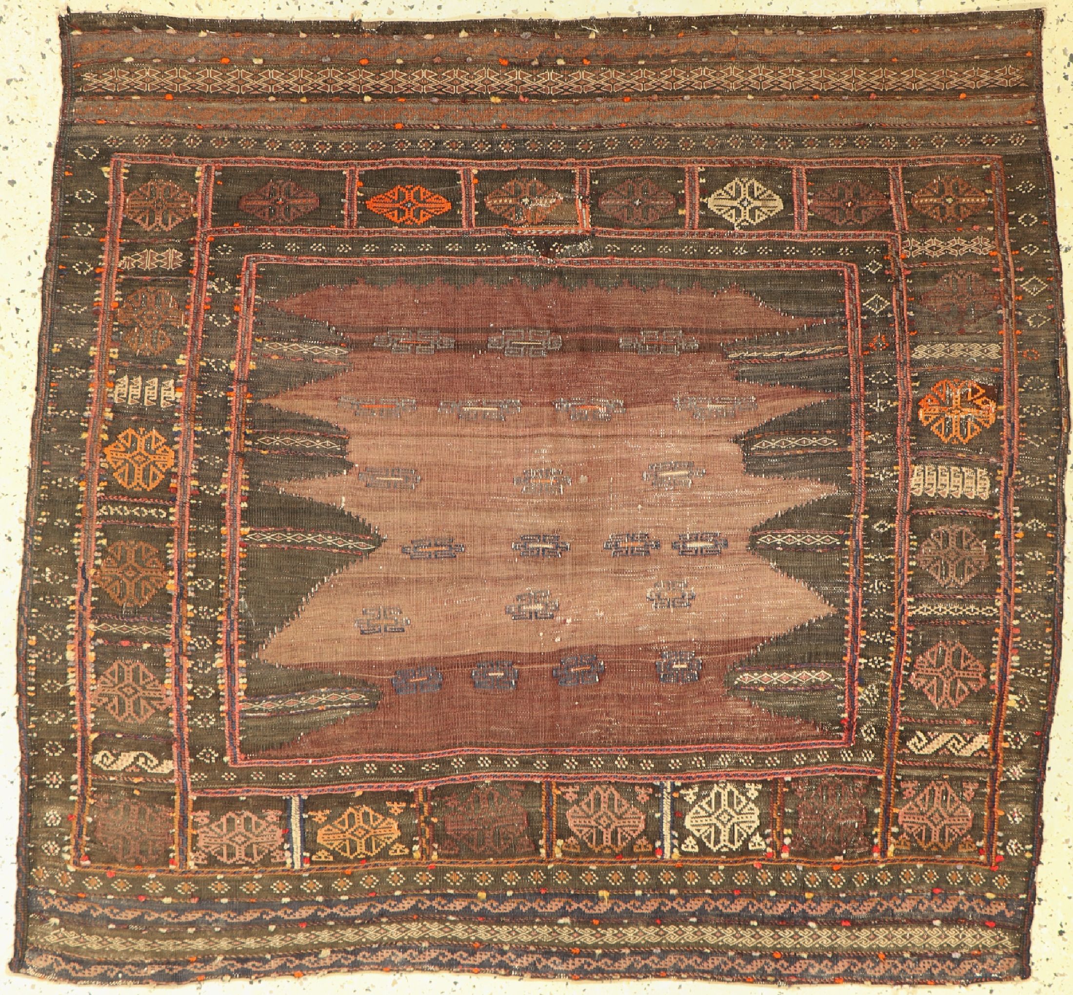 Belutsch Sofreh, Persien, um 1900, Wolle auf Wolle, ca. 130 x 135 cm, EHZ: 2