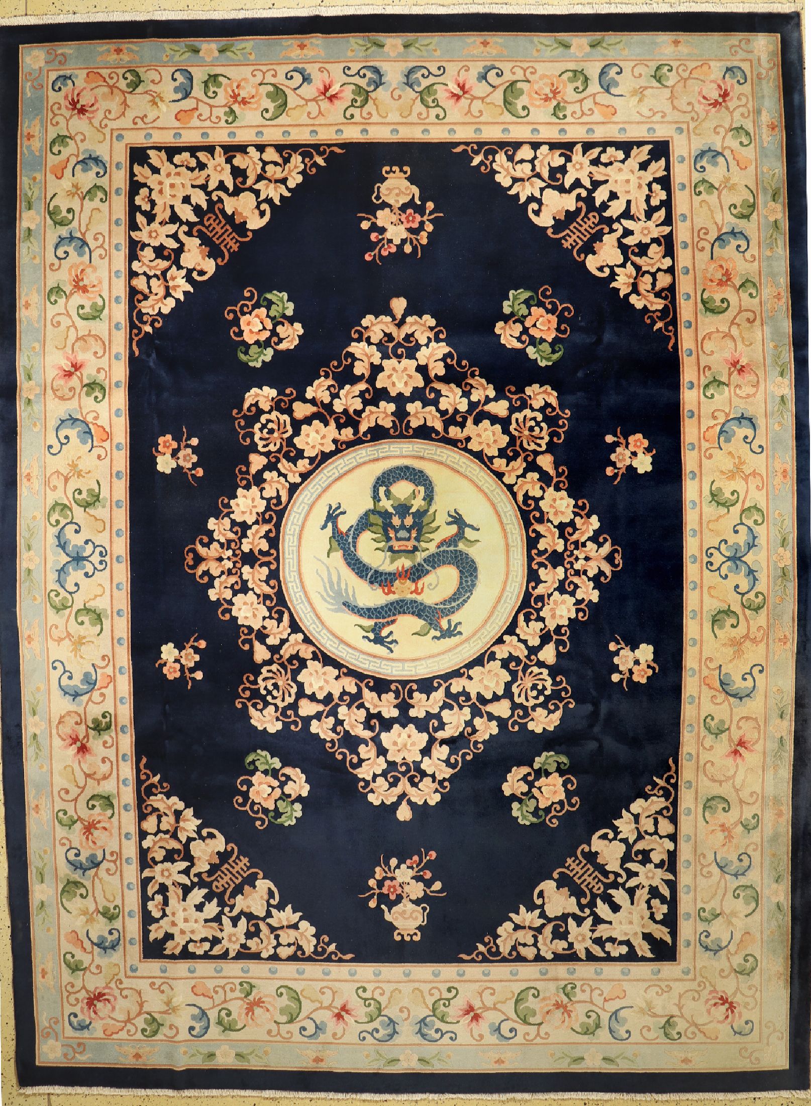 Aubusson Teppich, China, ca. 60 Jahre, Wolle auf Baumwolle, ca. 400 x 300 cm, EHZ: 2