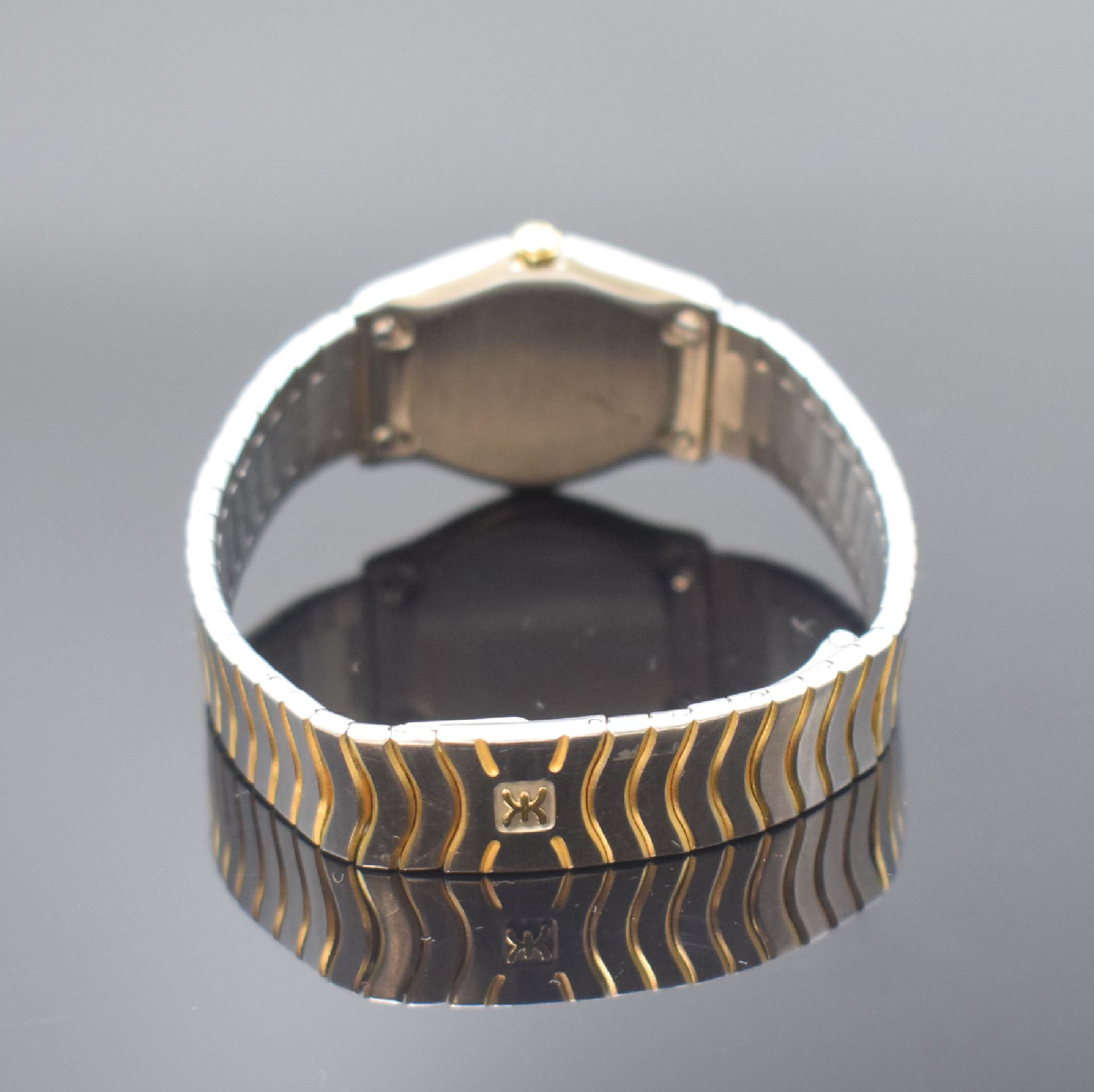 Detail b: EBEL Damenarmbanduhr Classic Wave in Stahl/Gold Referenz 183908, Schweiz um 1990, quarz, Lünette gegen Geh. 5-fach verschr. (1 Schraube def.), orig. ...