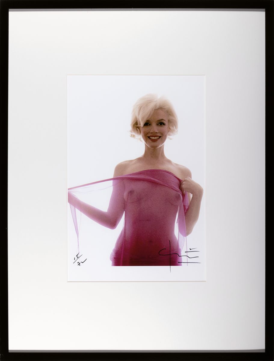 Detail k: Bert Stern 1929 - 2013, "Marylin", Fotografie auf dickem Papier, Blattgr. 48 x 33 cm,Rahmengr. 83 x 63 cm, vom Künstler handsigniert und ...