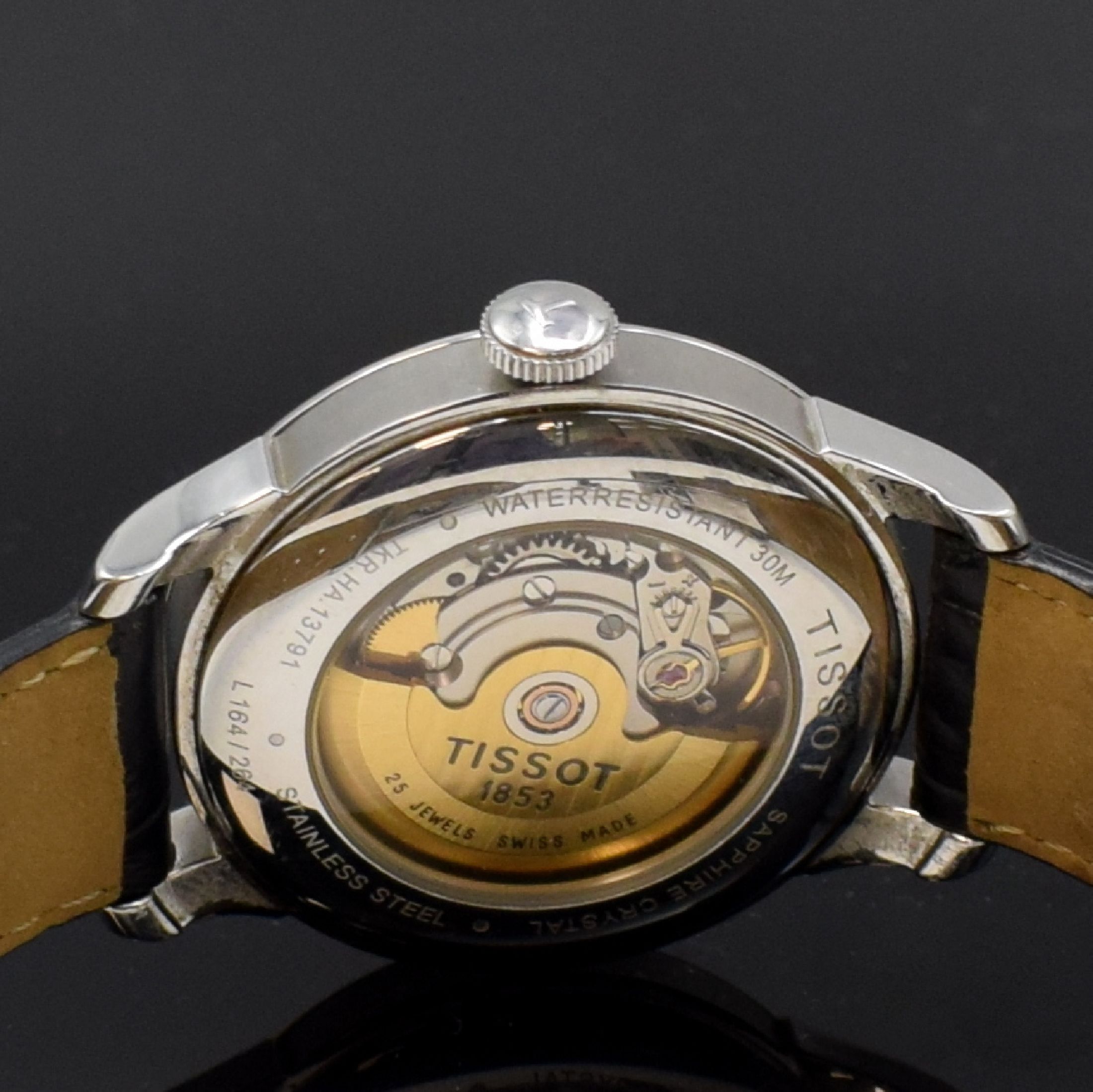 Detail d: TISSOT Le Locle Herrenarmbanduhr, Schweiz um 2006, Automatik, beids. vergl. Edelstahlgeh.,Boden und Glasrand aufgedr., Lederbd. def. / zu ers., orig. ...
