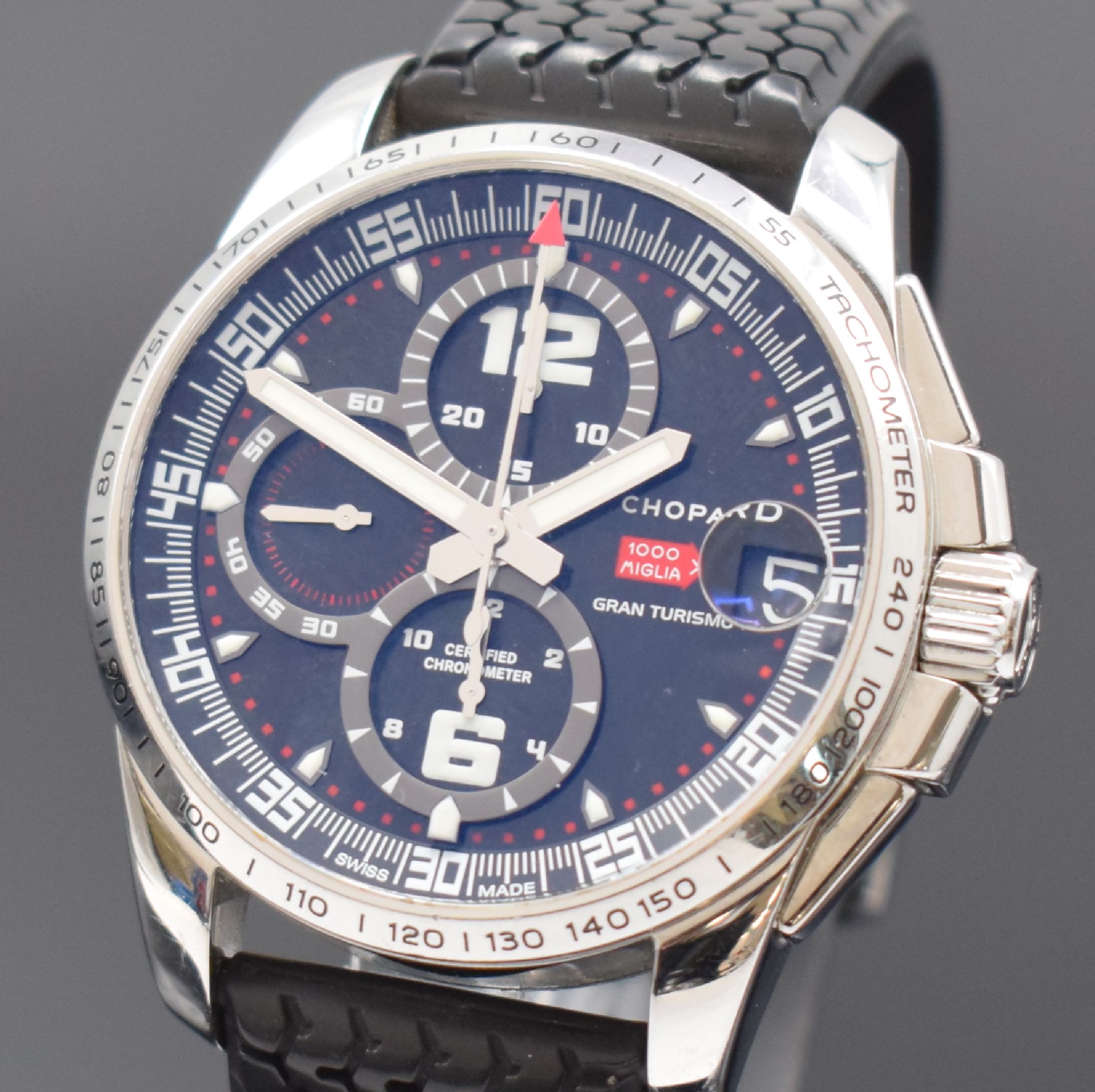 Detail a: CHOPARD Armbandchronograph Mille Miglia GT XL Referenz 8459, Schweiz um 2010, Automatik, Chronometer in Edelstahl, orig. Kautschukband (besch.) m. ...