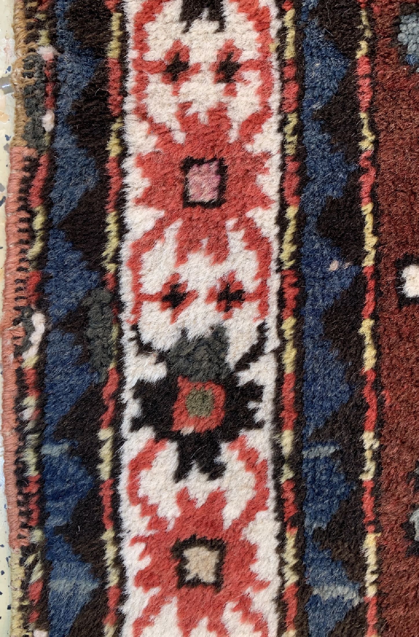 Detail c: Tschelaberd Adler Kazak, Kaukasus, 19.Jhd, Wolle auf Wolle, ca. 244 x 136 cm, EHZ: 2-3, (fachmänisch Restauriert)