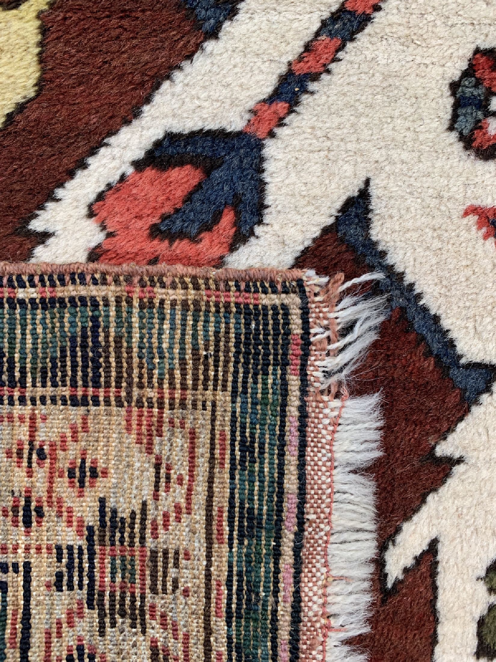 Detail e: Tschelaberd Adler Kazak, Kaukasus, 19.Jhd, Wolle auf Wolle, ca. 244 x 136 cm, EHZ: 2-3, (fachmänisch Restauriert)