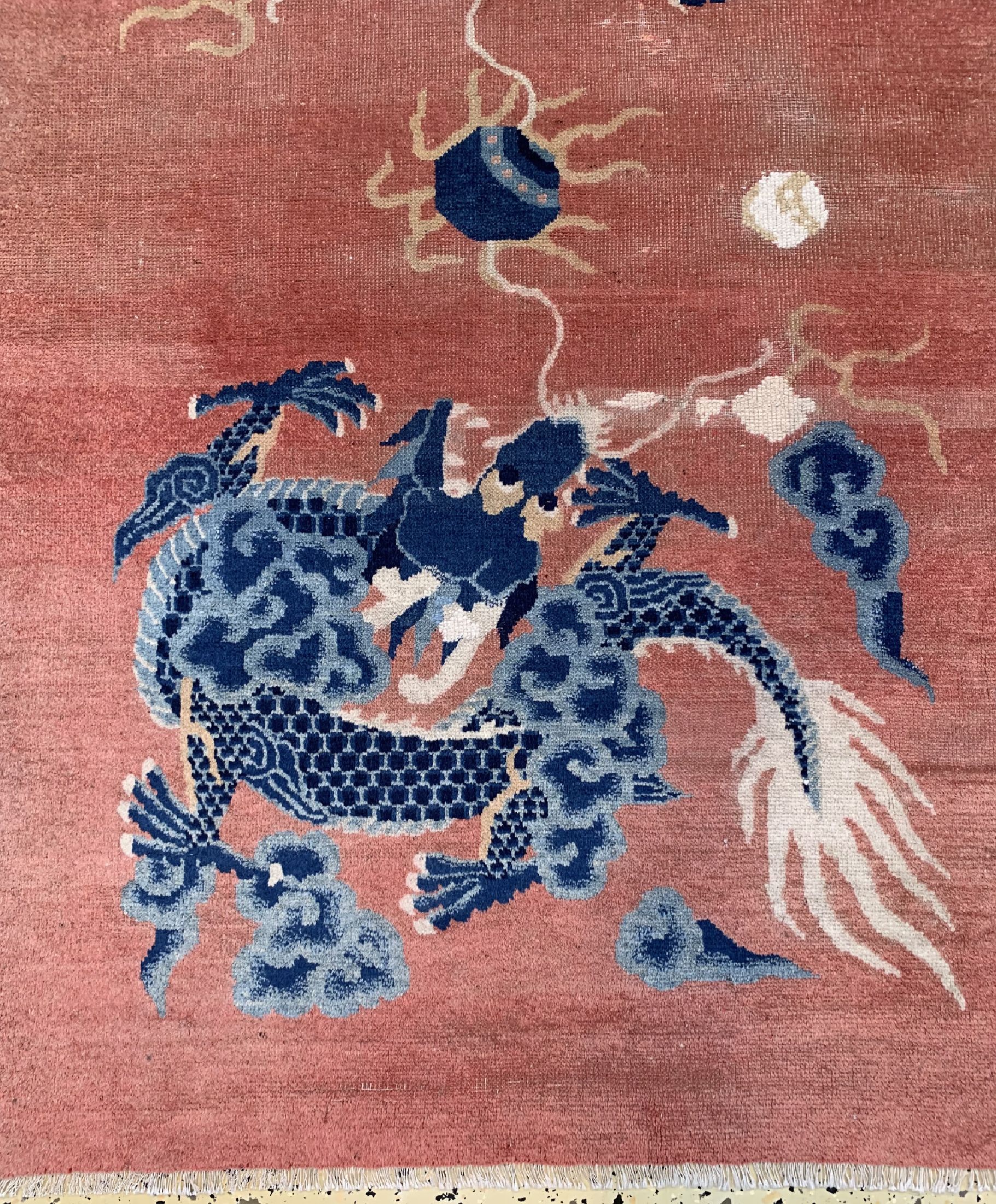 Detail c: Peking"Drachenteppich", China, 19.Jhd, Wolle auf Baumwolle, ca. 160 x 115 cm, EHZ: 3