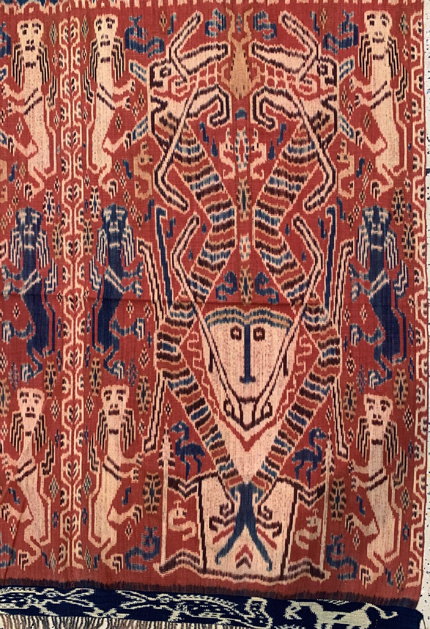 Detail a: Sumba Ikat, Indonesien, um 1930, Baumwolle gewebt, ca. 253 x 130 cm, EHZ: 1-2