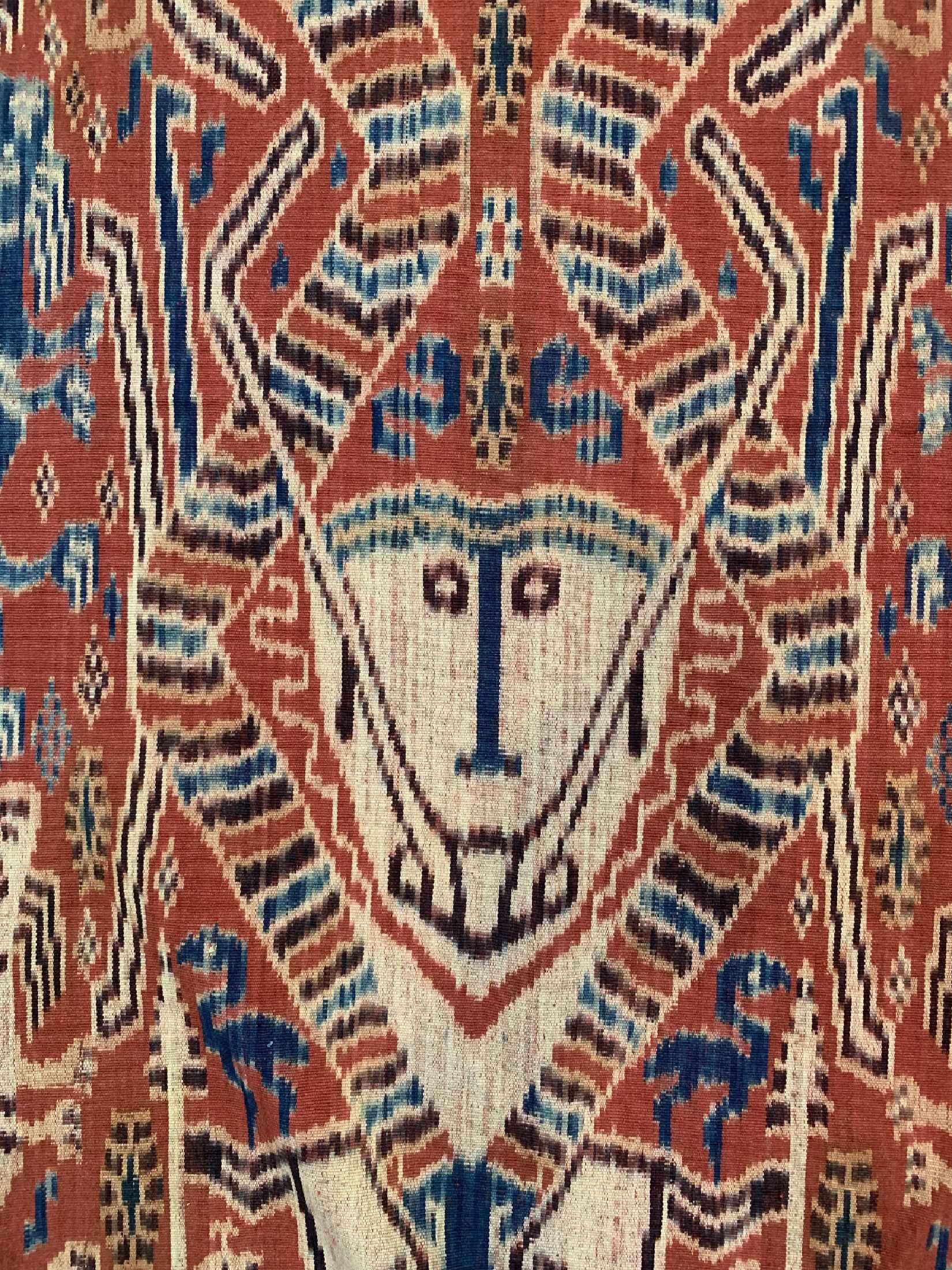 Detail d: Sumba Ikat, Indonesien, um 1930, Baumwolle gewebt, ca. 253 x 130 cm, EHZ: 1-2