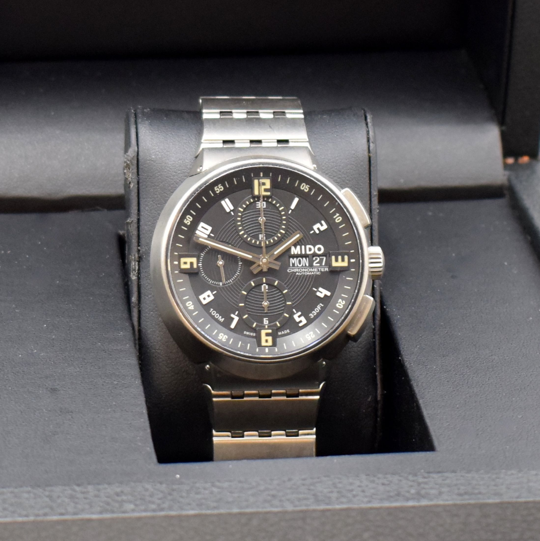 Detail a: MIDO All Dial Herrenarmbanduhr mit Chronograph Referenz 8360-8, Schweiz um 2015, Titangehäuse inkl. Titanband m. Faltschl., schwarzes Zifferbl. m. ...