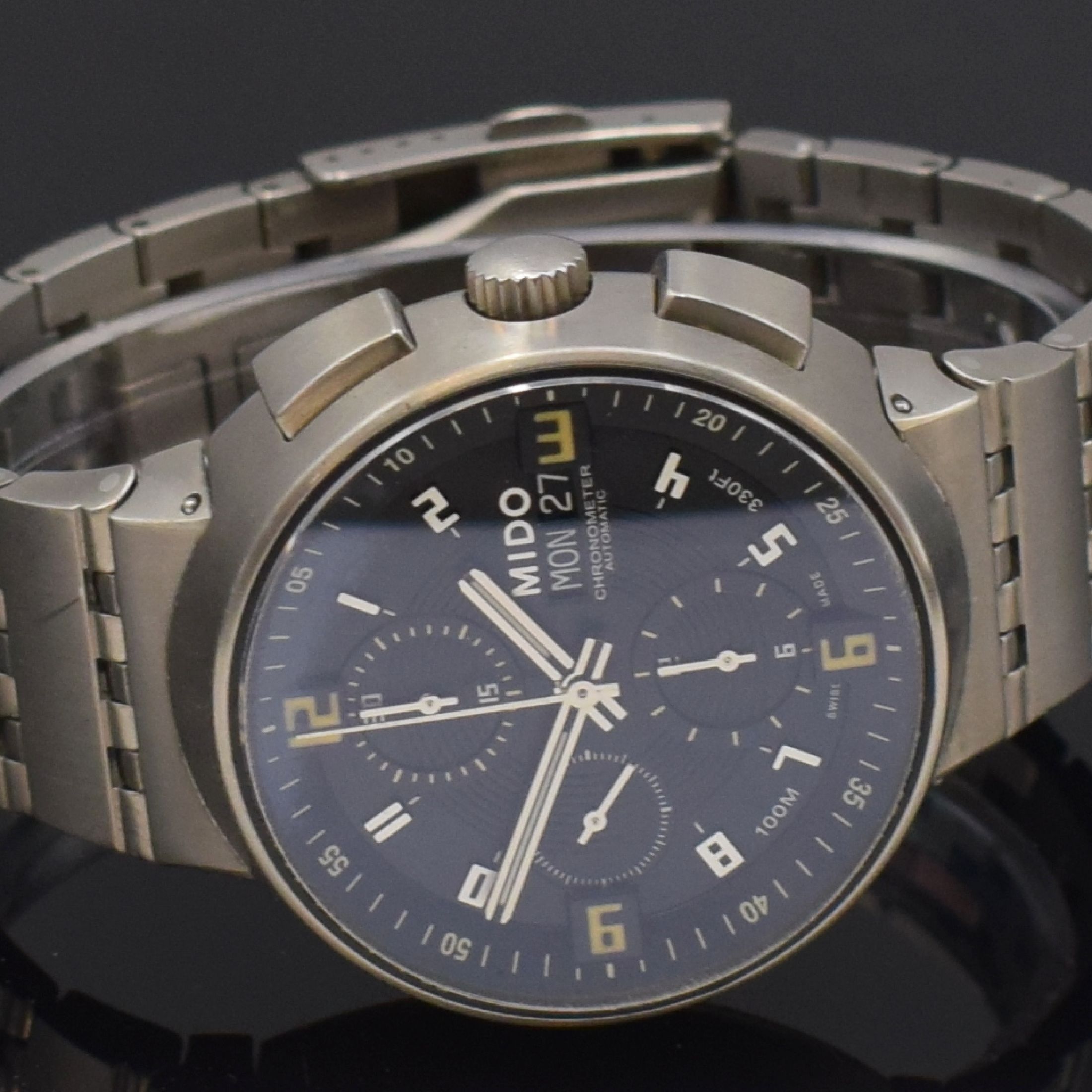 Detail d: MIDO All Dial Herrenarmbanduhr mit Chronograph Referenz 8360-8, Schweiz um 2015, Titangehäuse inkl. Titanband m. Faltschl., schwarzes Zifferbl. m. ...