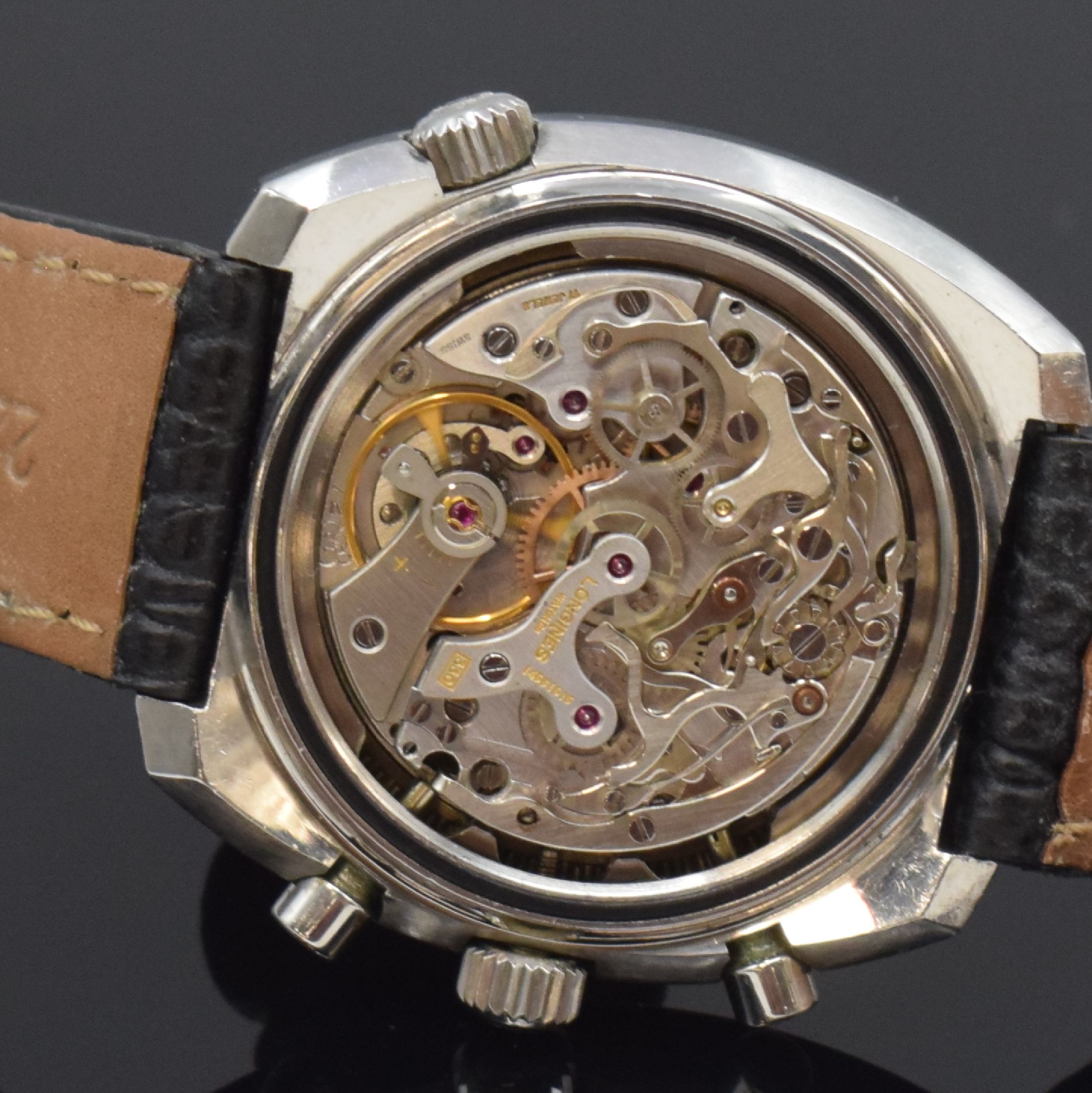 Detail f: LONGINES Herrenarmbanduhr mit Chronograph in Stahl mit Kaliber Valjoux 72 Referenz 8224- 1, Schweiz um 1967, Handaufzug, massives Gehäuse, geschr. ...