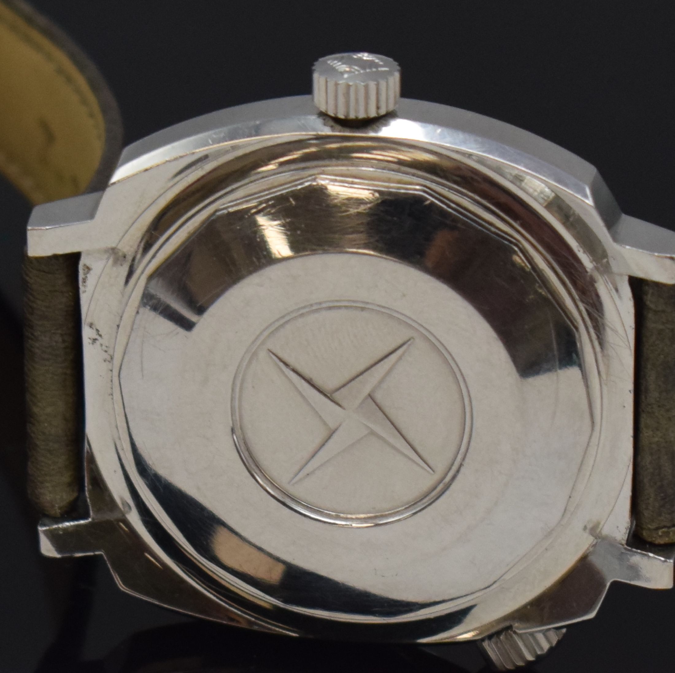 Detail e: ZENITH Super Sub Sea Diver Referenz A3635 seltene Herrenarmbanduhr, Schweiz um 1968, Automatik, massives Gehäuse in Stahl, Boden geschr., neutr. ...